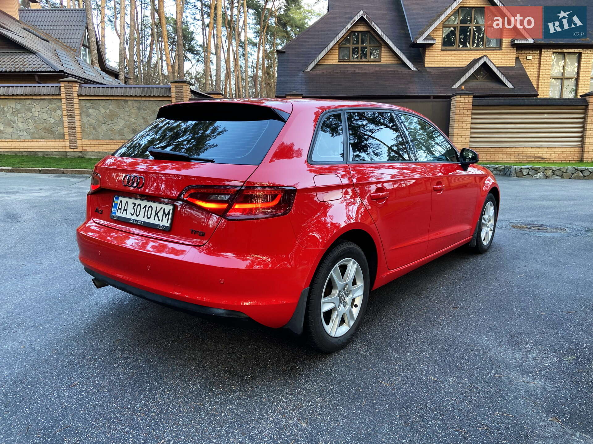 Audi A3 2016 VIN WAUZZZ8V5GA106253 фото оголошення 18 з 27