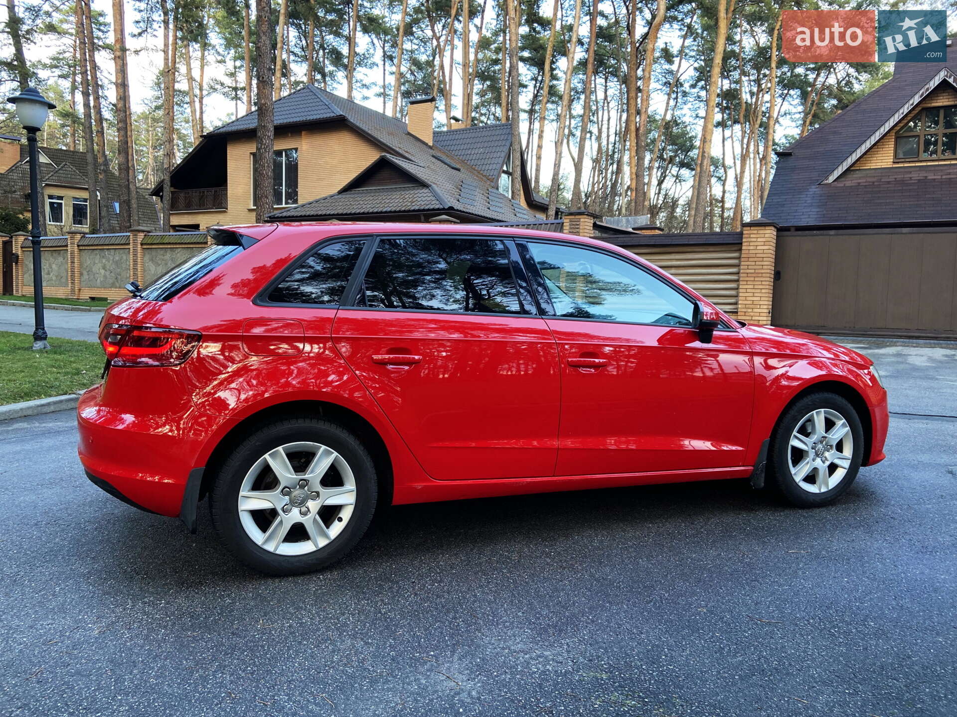 Audi A3 2016 VIN WAUZZZ8V5GA106253 фото оголошення 20 з 27