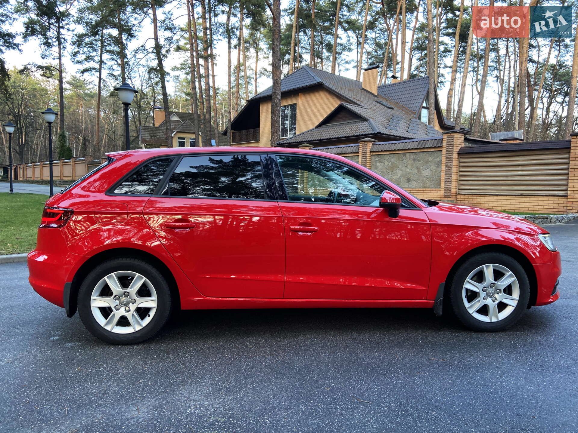Audi A3 2016 VIN WAUZZZ8V5GA106253 фото оголошення 21 з 27