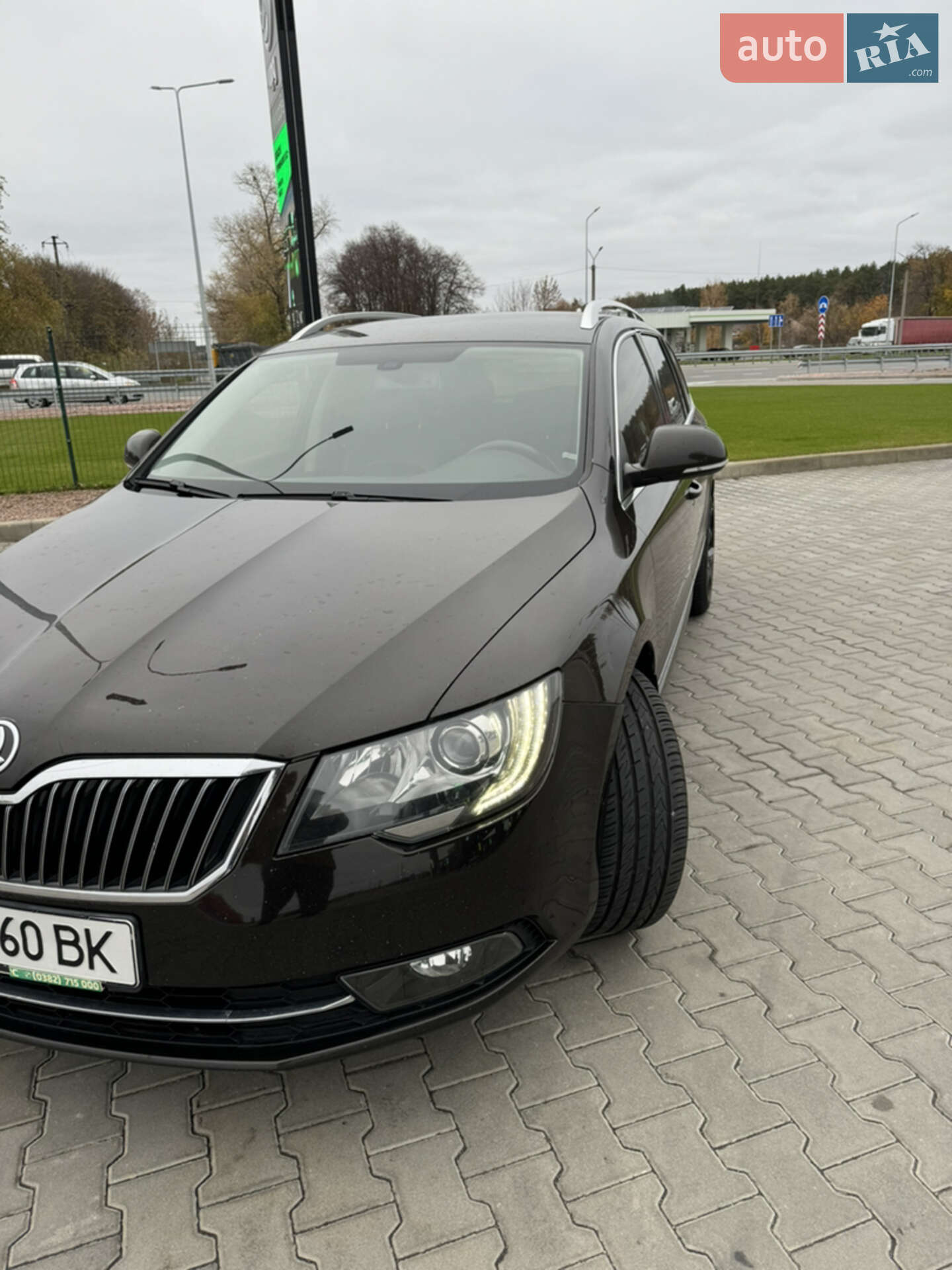 Skoda Superb 2014 VIN TMBJF73T7F9016041 фото оголошення 2 з 24