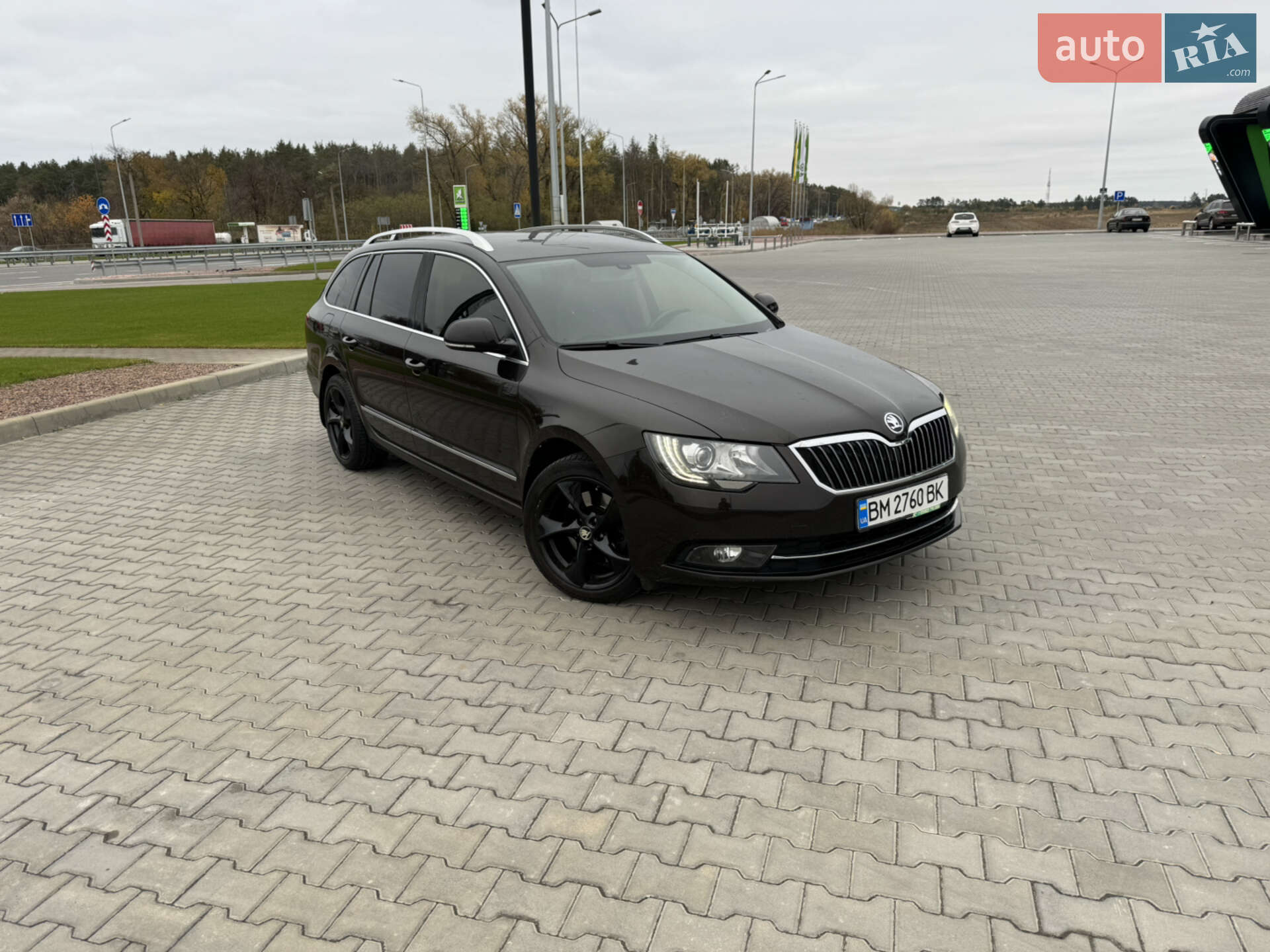 Skoda Superb 2014 VIN TMBJF73T7F9016041 фото оголошення 4 з 24