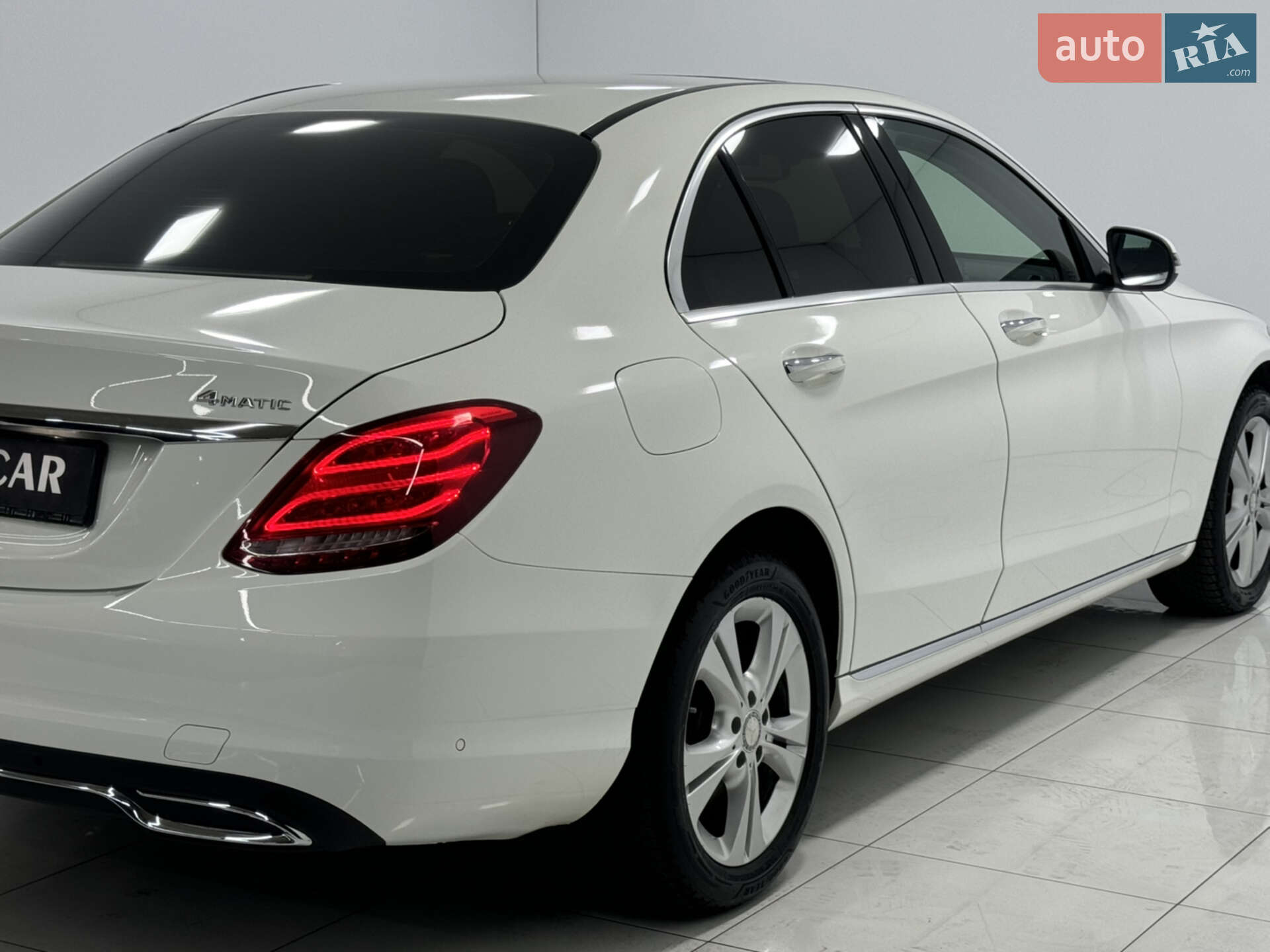 Mercedes-Benz C-Class 2016 VIN WDDWF0FB2GF399105 фото оголошення 14 з 35