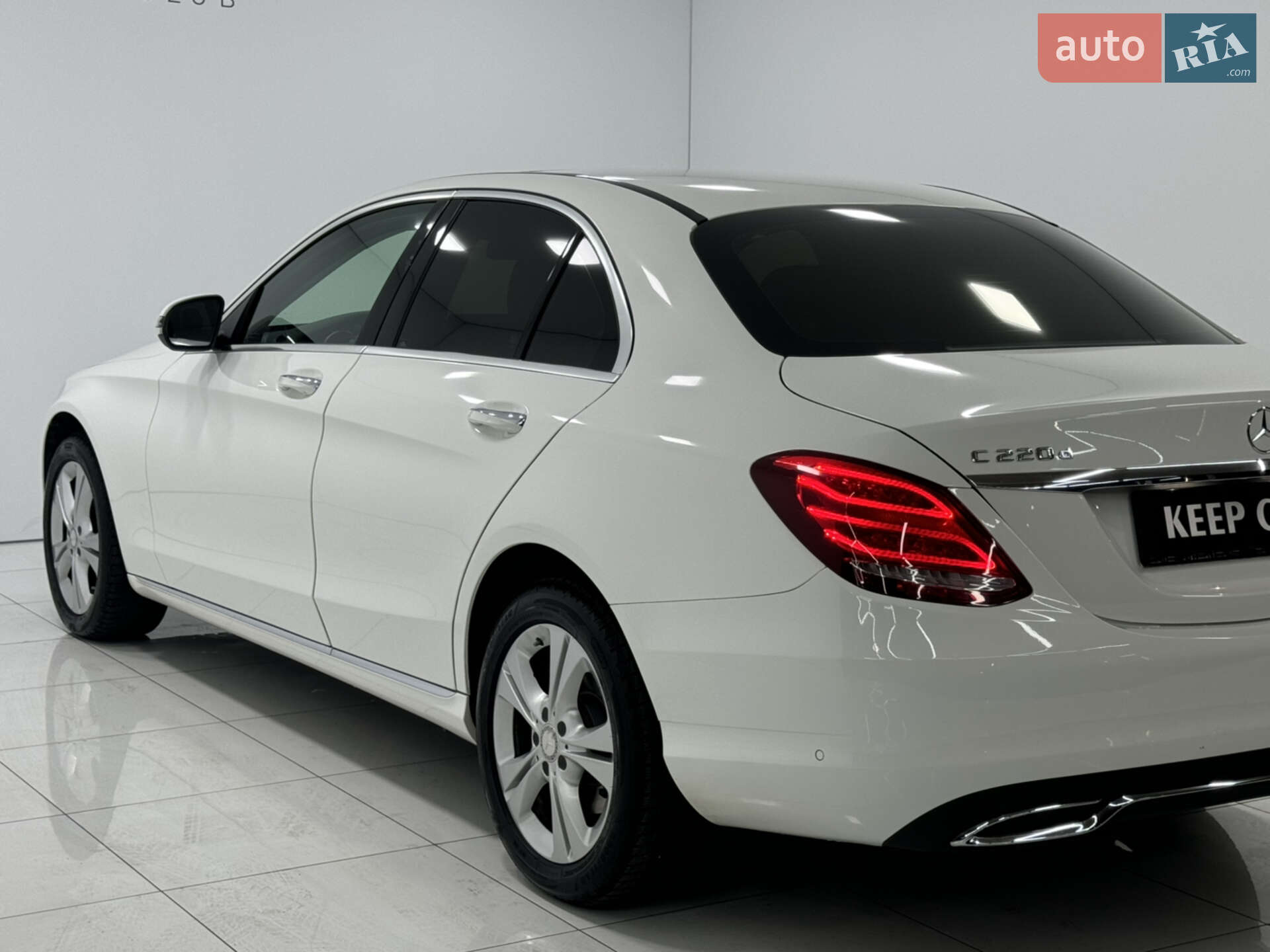 Mercedes-Benz C-Class 2016 VIN WDDWF0FB2GF399105 фото оголошення 15 з 35