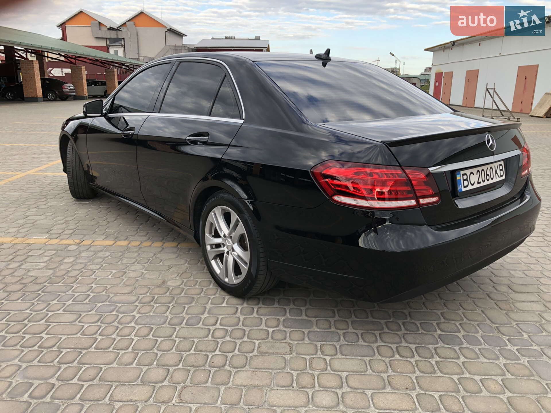 Mercedes-Benz E Class 2014 VIN WDD2120351B117075 фото оголошення 10 з 39