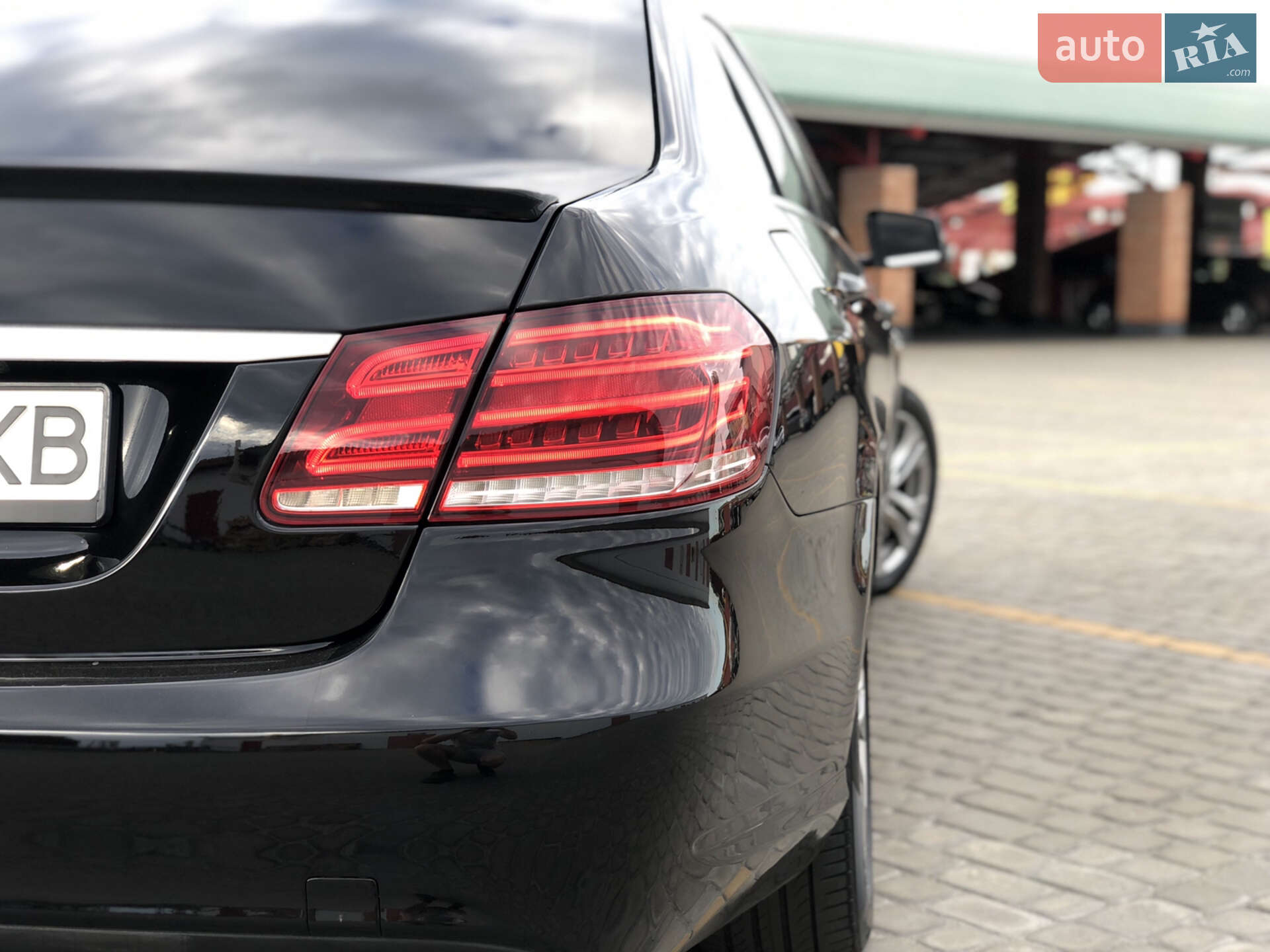Mercedes-Benz E Class 2014 VIN WDD2120351B117075 фото оголошення 32 з 39