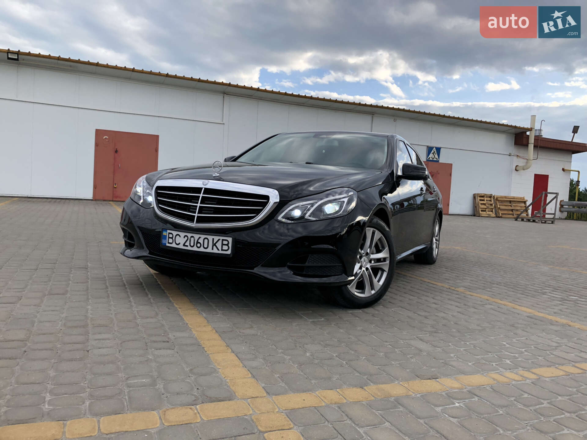 Mercedes-Benz E Class 2014 VIN WDD2120351B117075 фото оголошення 27 з 39