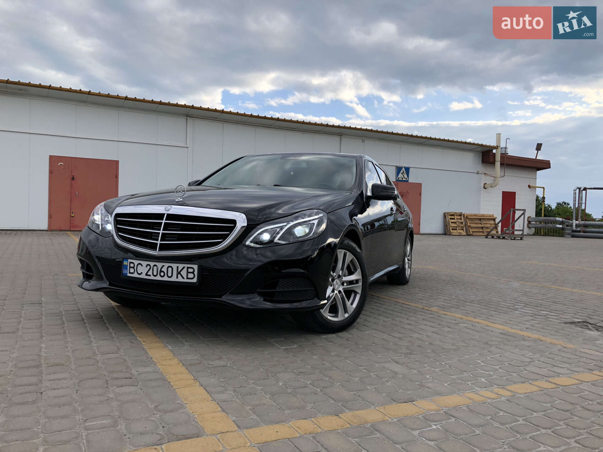 Mercedes-Benz E Class 2014 VIN WDD2120351B117075 фото оголошення 28 з 39