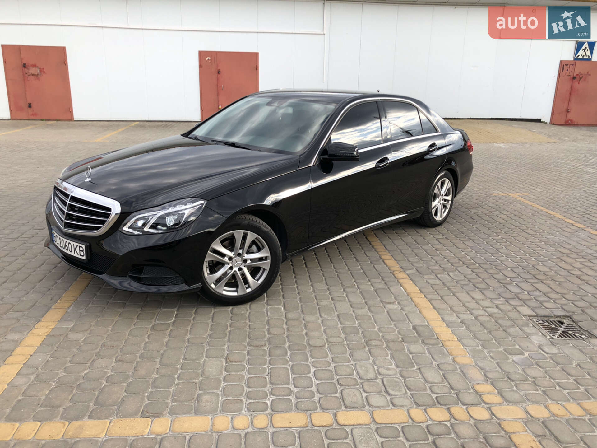 Mercedes-Benz E Class 2014 VIN WDD2120351B117075 фото оголошення 34 з 39