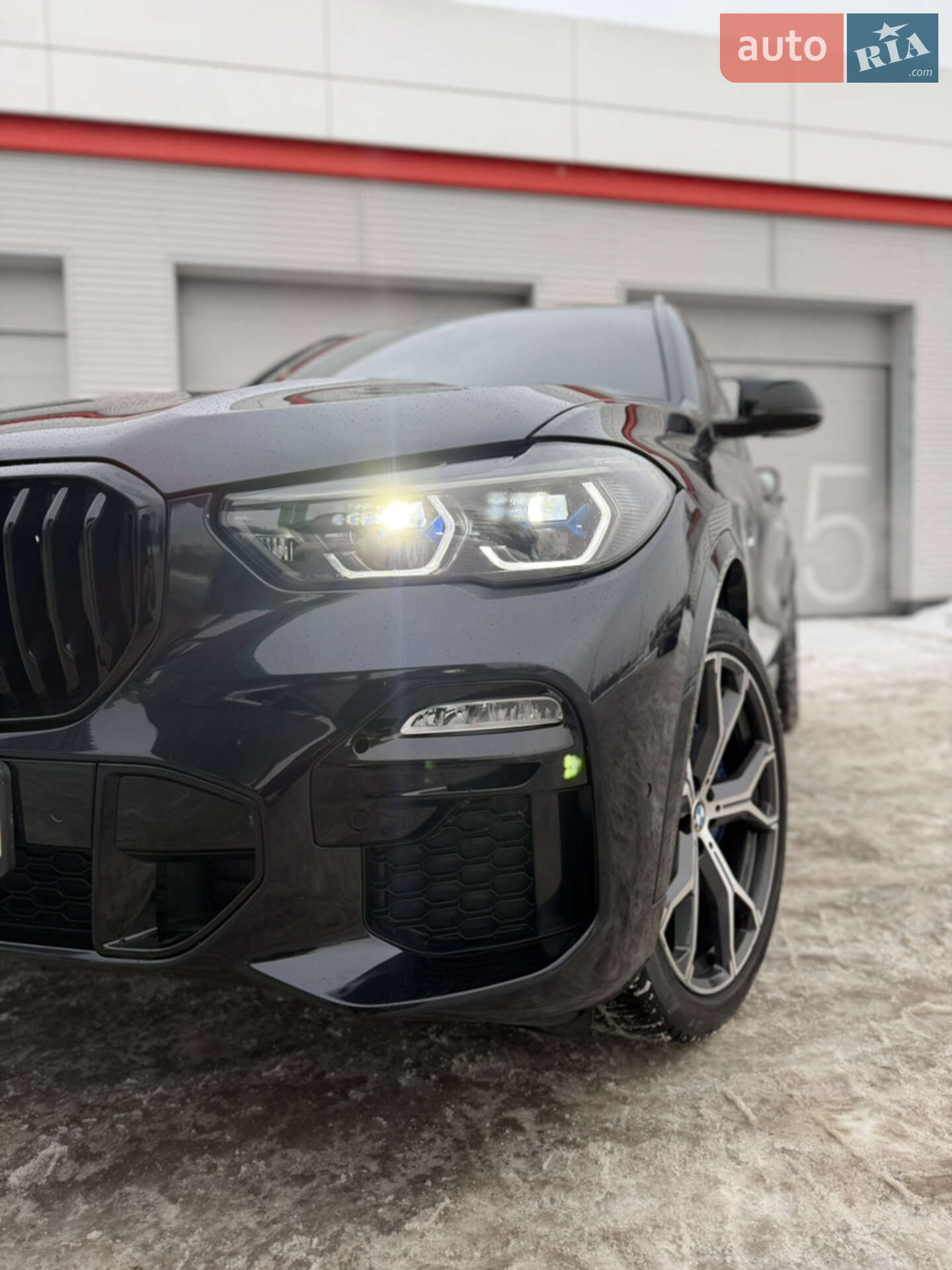 BMW X5 2021 VIN 5UXJU4C01M9G93997 фото оголошення 7 з 37