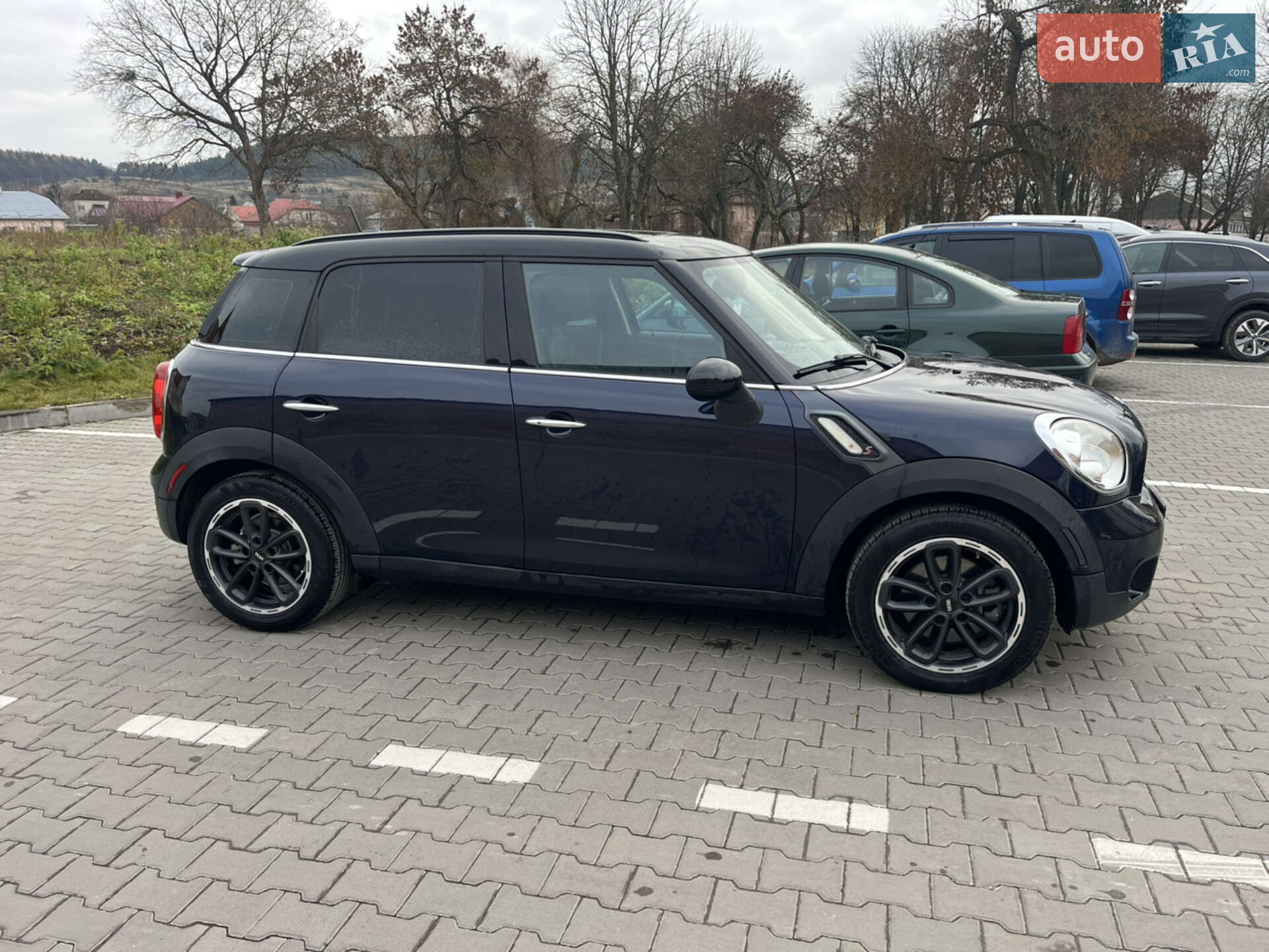 Mini Countryman 2015 VIN WMWZC3C58GWT08481 фото оголошення 3 з 15
