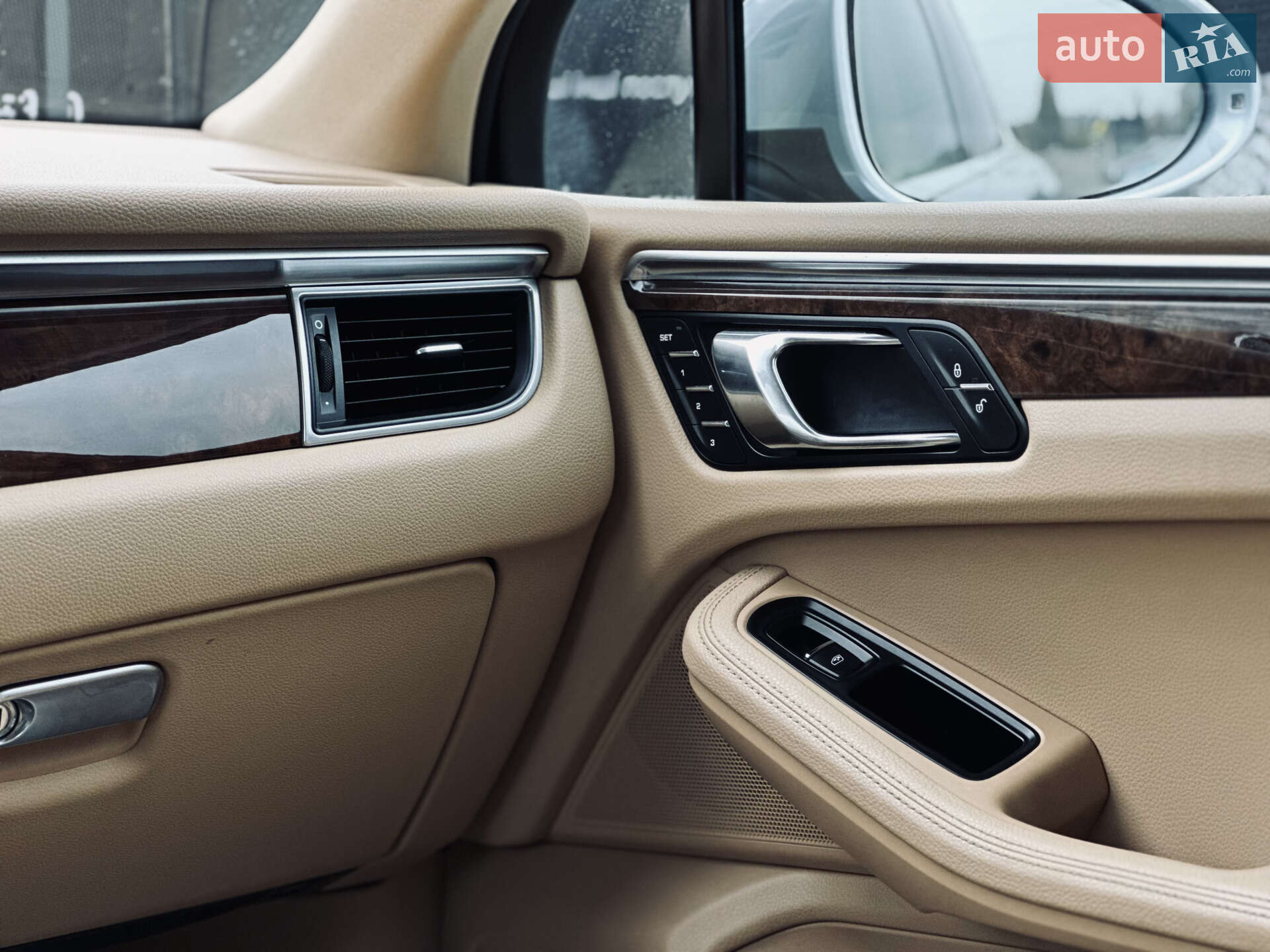 Porsche Macan 2014 VIN WP1AB2A50FLB60101 фото оголошення 46 з 83