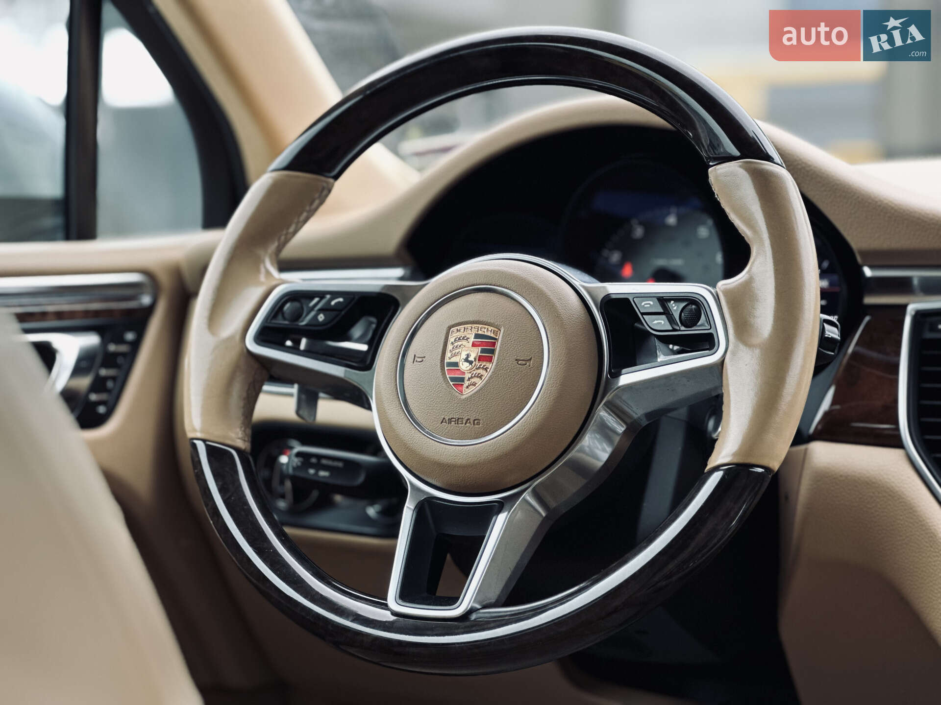 Porsche Macan 2014 VIN WP1AB2A50FLB60101 фото оголошення 48 з 83
