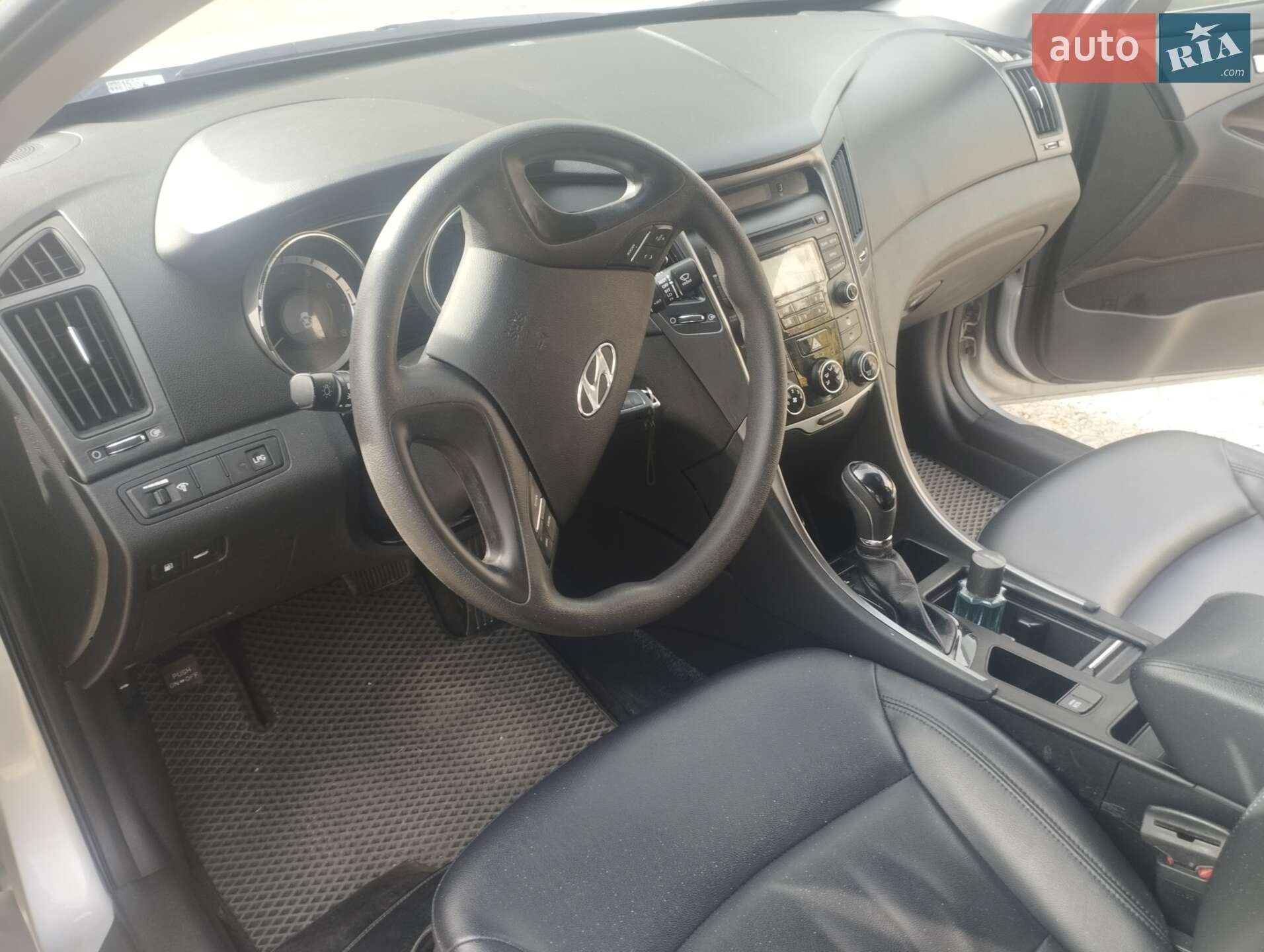 Hyundai Sonata 2013 VIN KMHEC41LBDA567794 фото оголошення 22 з 23