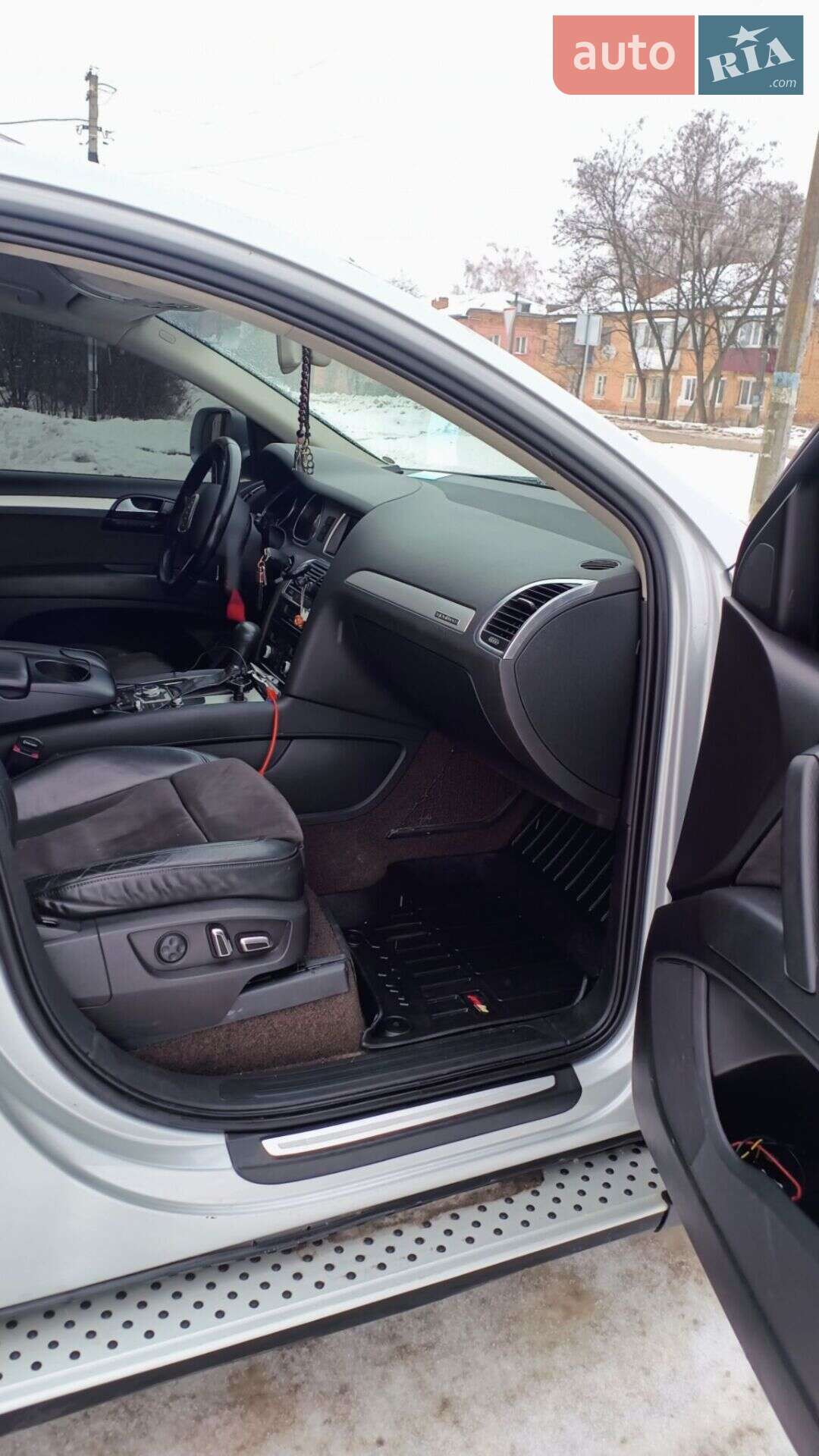 Audi Q7 2009 VIN WAUZZZ4L1AD016785 фото оголошення 12 з 18