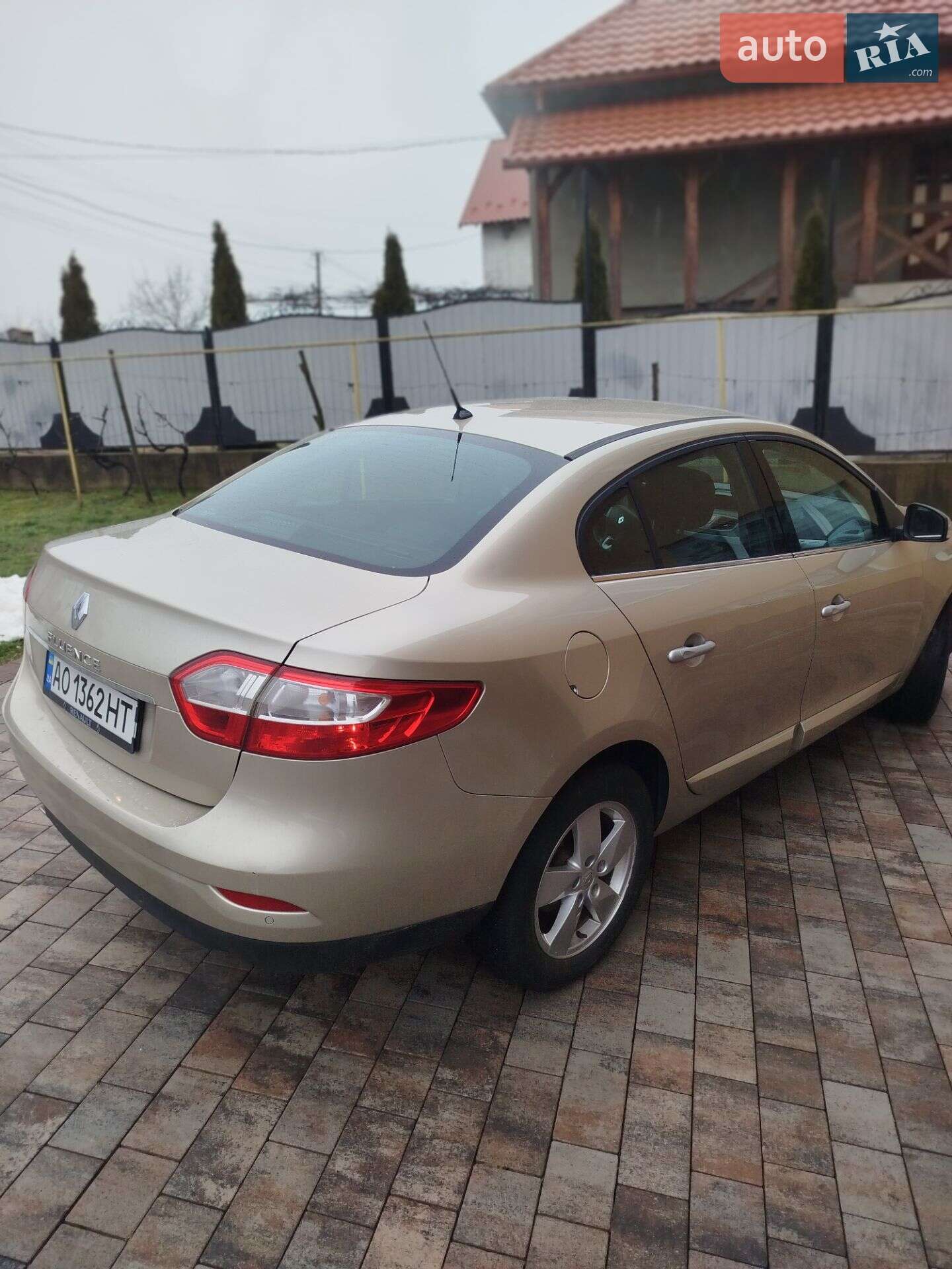 Renault Fluence 2010 VIN VF1LZBF0543653715 фото оголошення 4 з 27