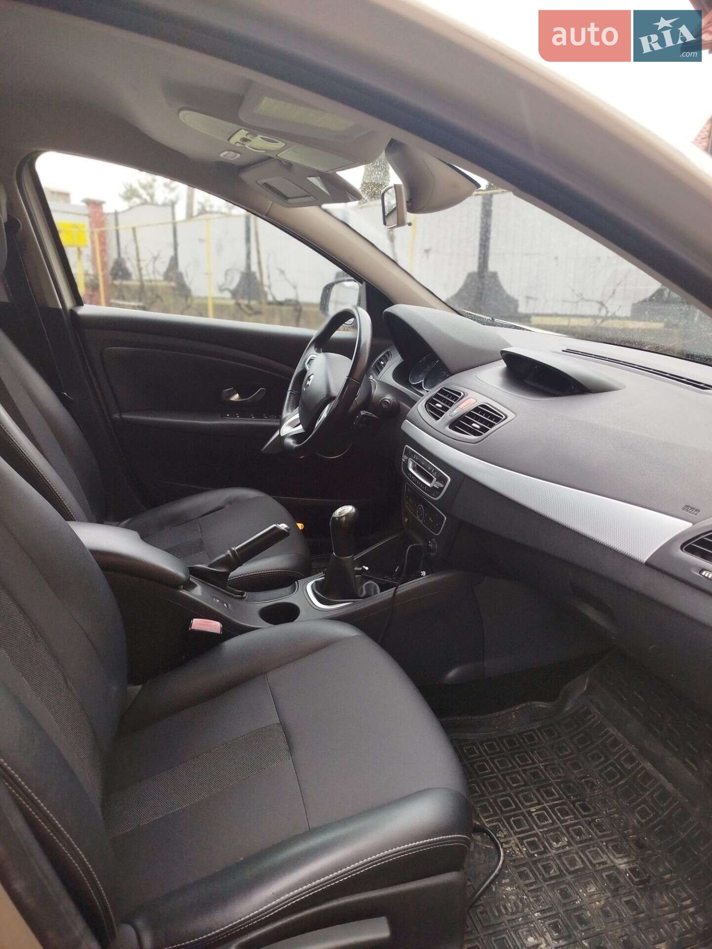 Renault Fluence 2010 VIN VF1LZBF0543653715 фото оголошення 16 з 27
