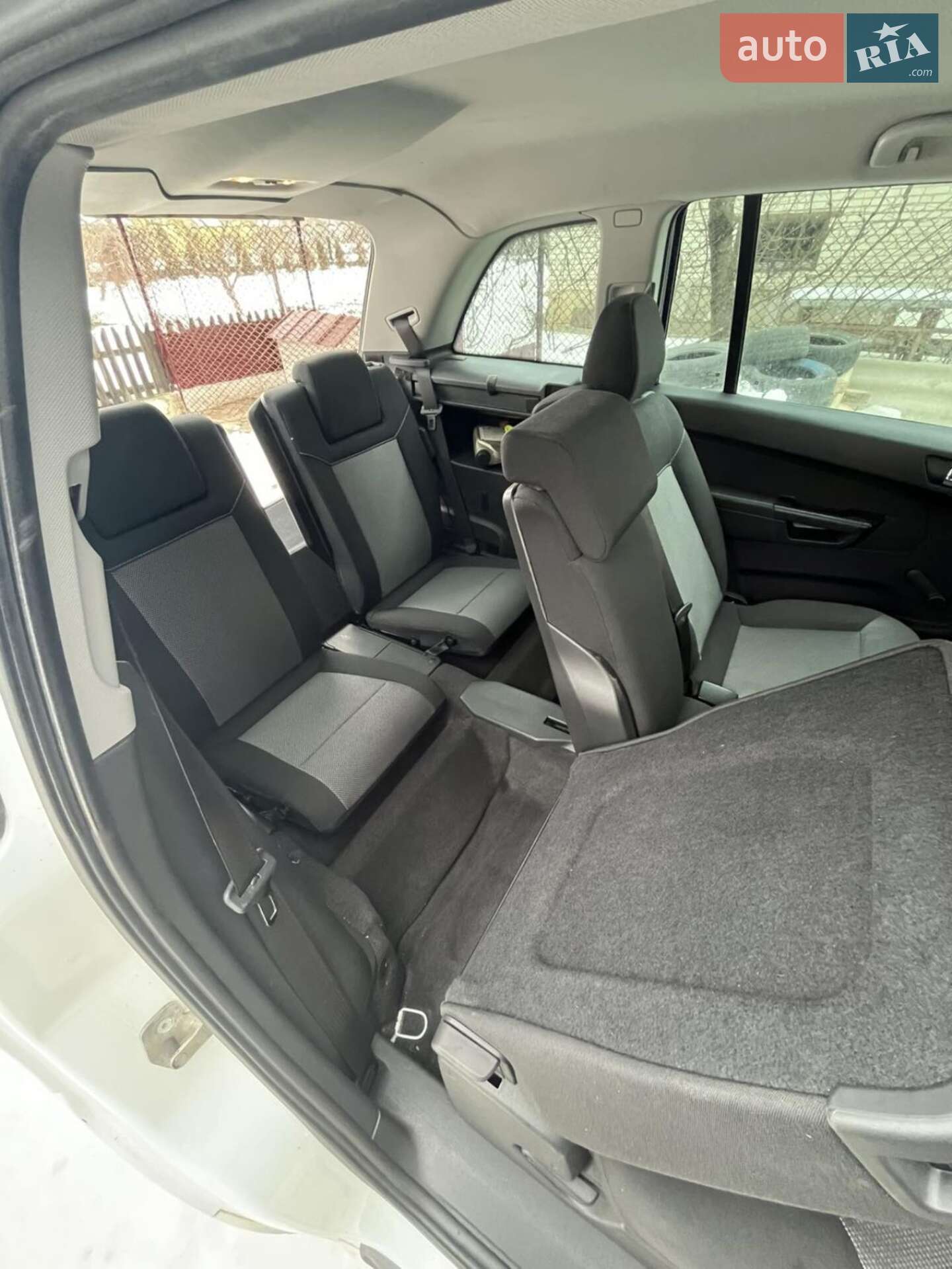 Opel Zafira 2010 VIN W0L0AHM75A2103448 фото оголошення 7 з 9