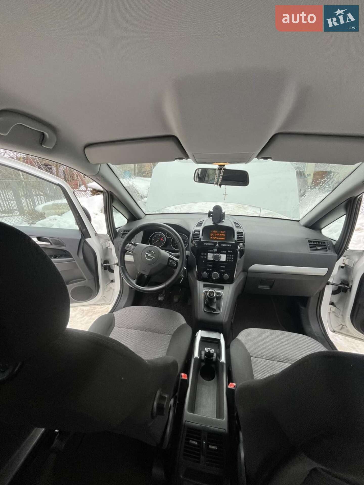 Opel Zafira 2010 VIN W0L0AHM75A2103448 фото оголошення 4 з 9