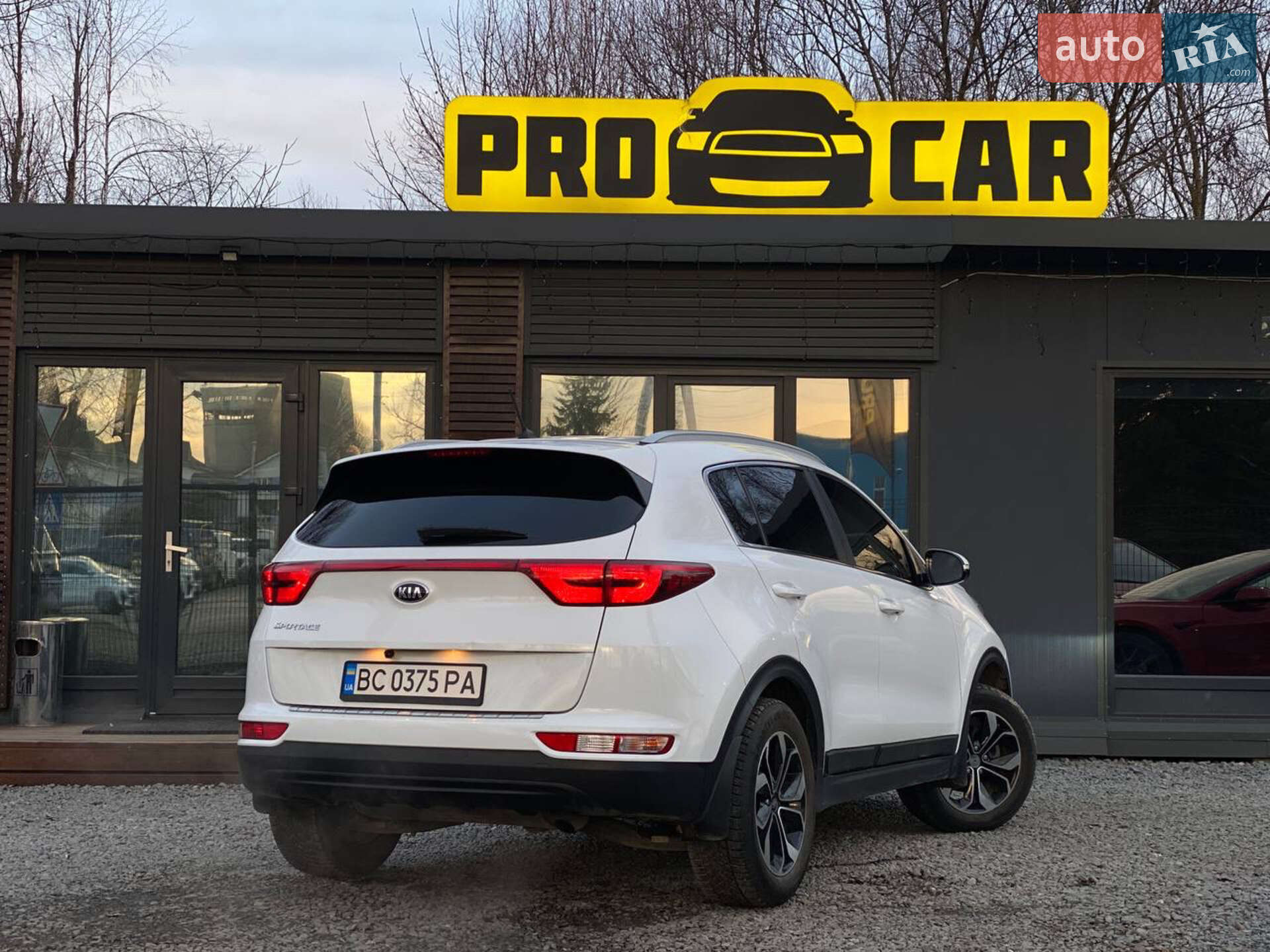 Kia Sportage 2018 VIN U5YPG814AJL522705 фото оголошення 3 з 21