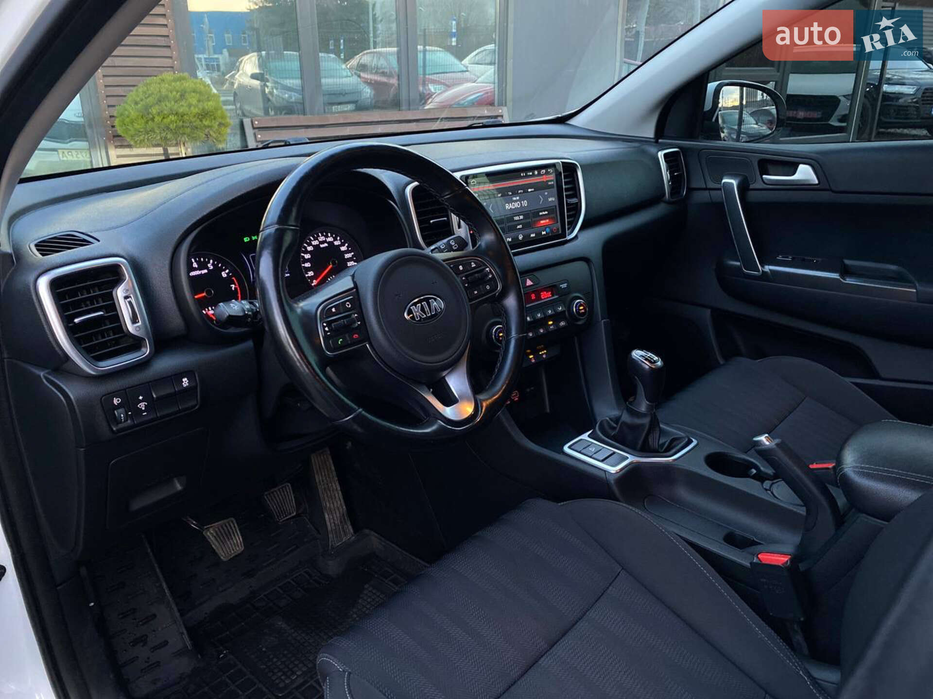 Kia Sportage 2018 VIN U5YPG814AJL522705 фото оголошення 18 з 21