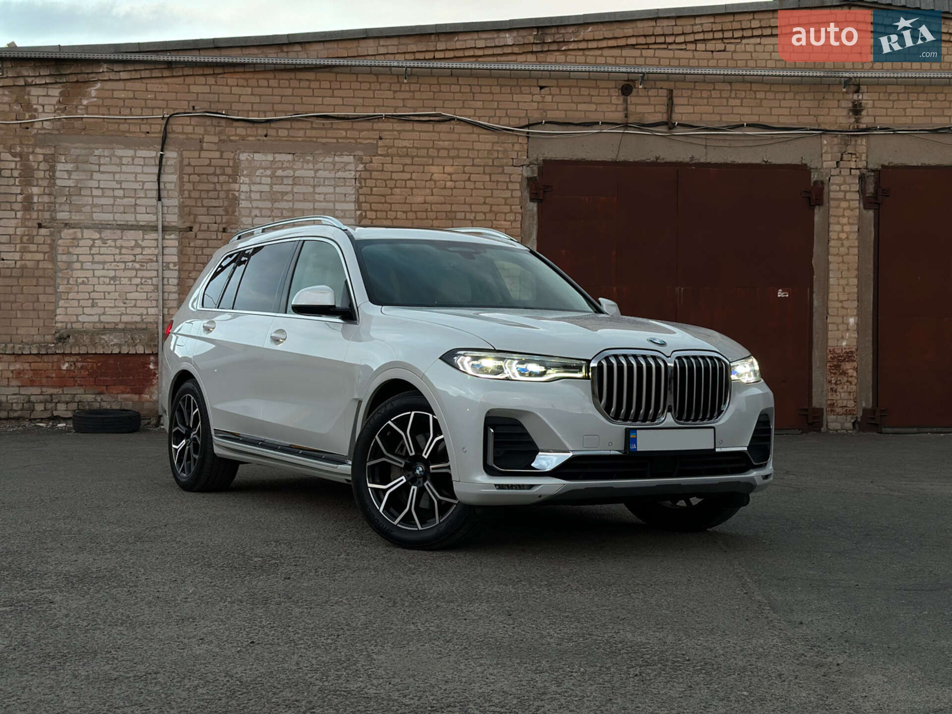 BMW X7 2019 VIN 5UXCX4C55KLS35629 фото оголошення 24 з 24