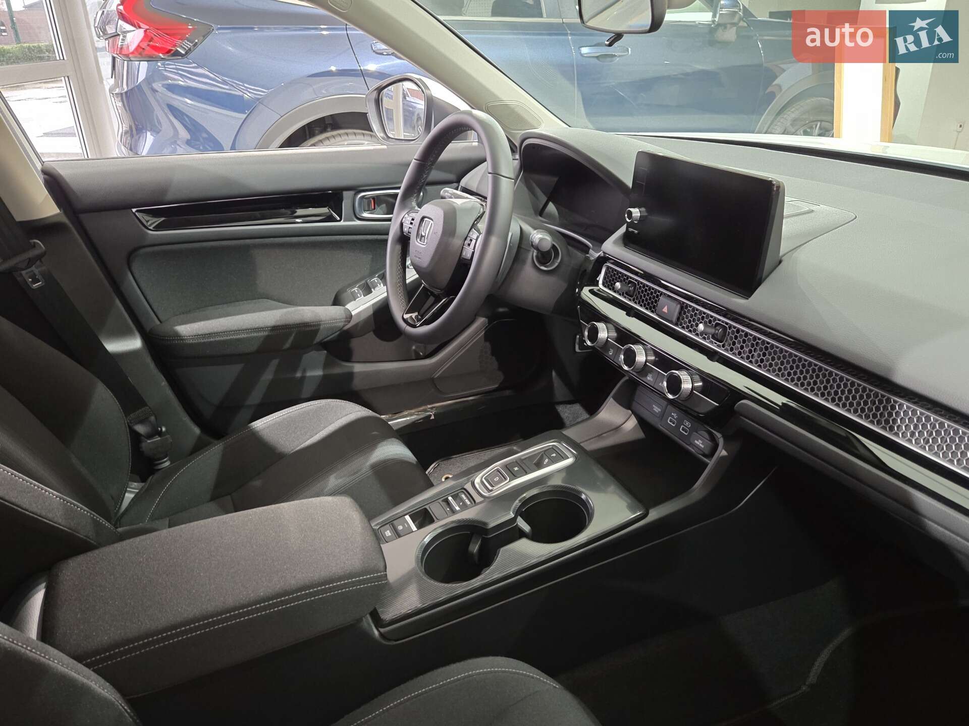 Honda Civic 2023 VIN JHMFL4830RX203210 фото оголошення 14 з 26