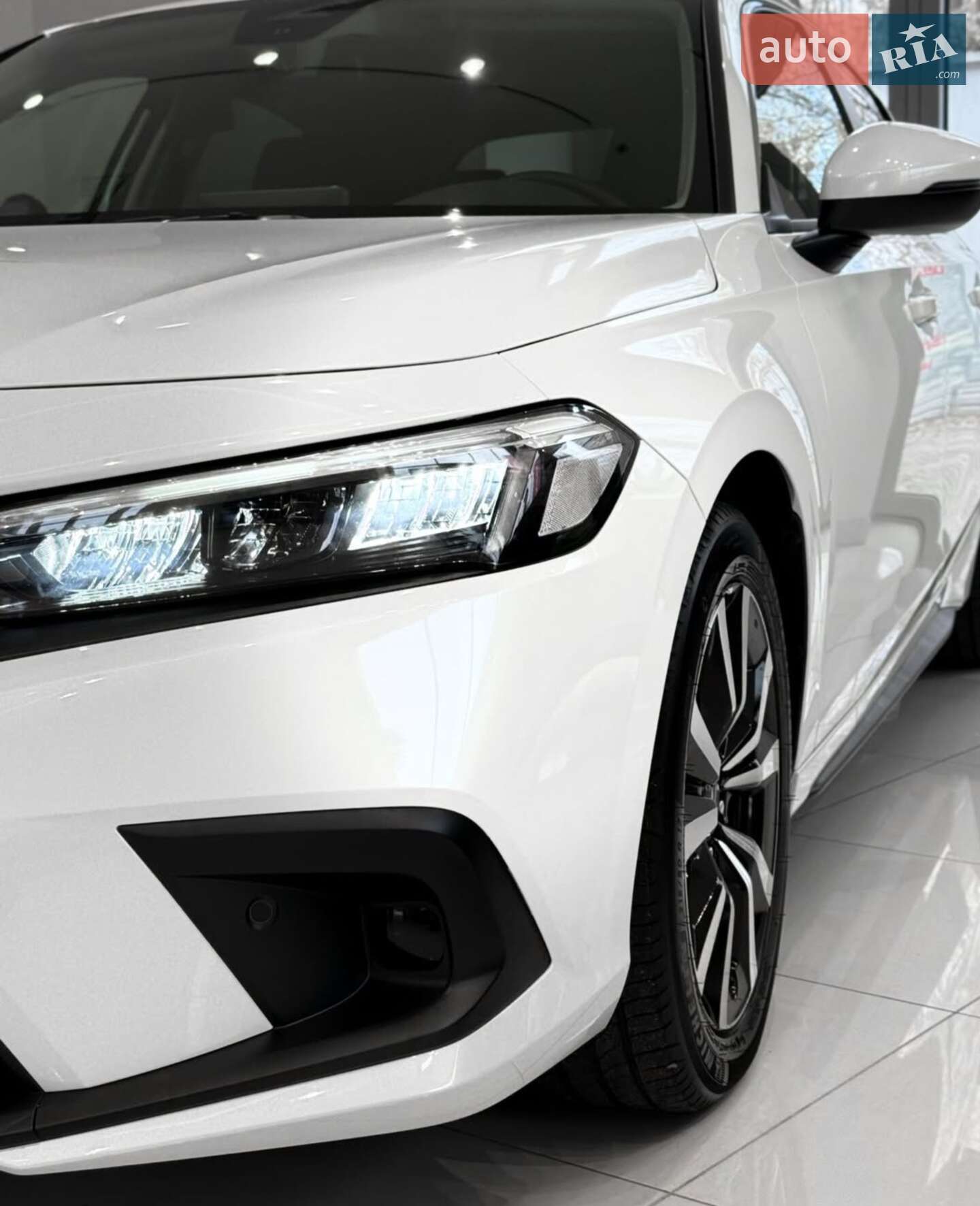 Honda Civic 2023 VIN JHMFL4830RX203210 фото оголошення 10 з 26