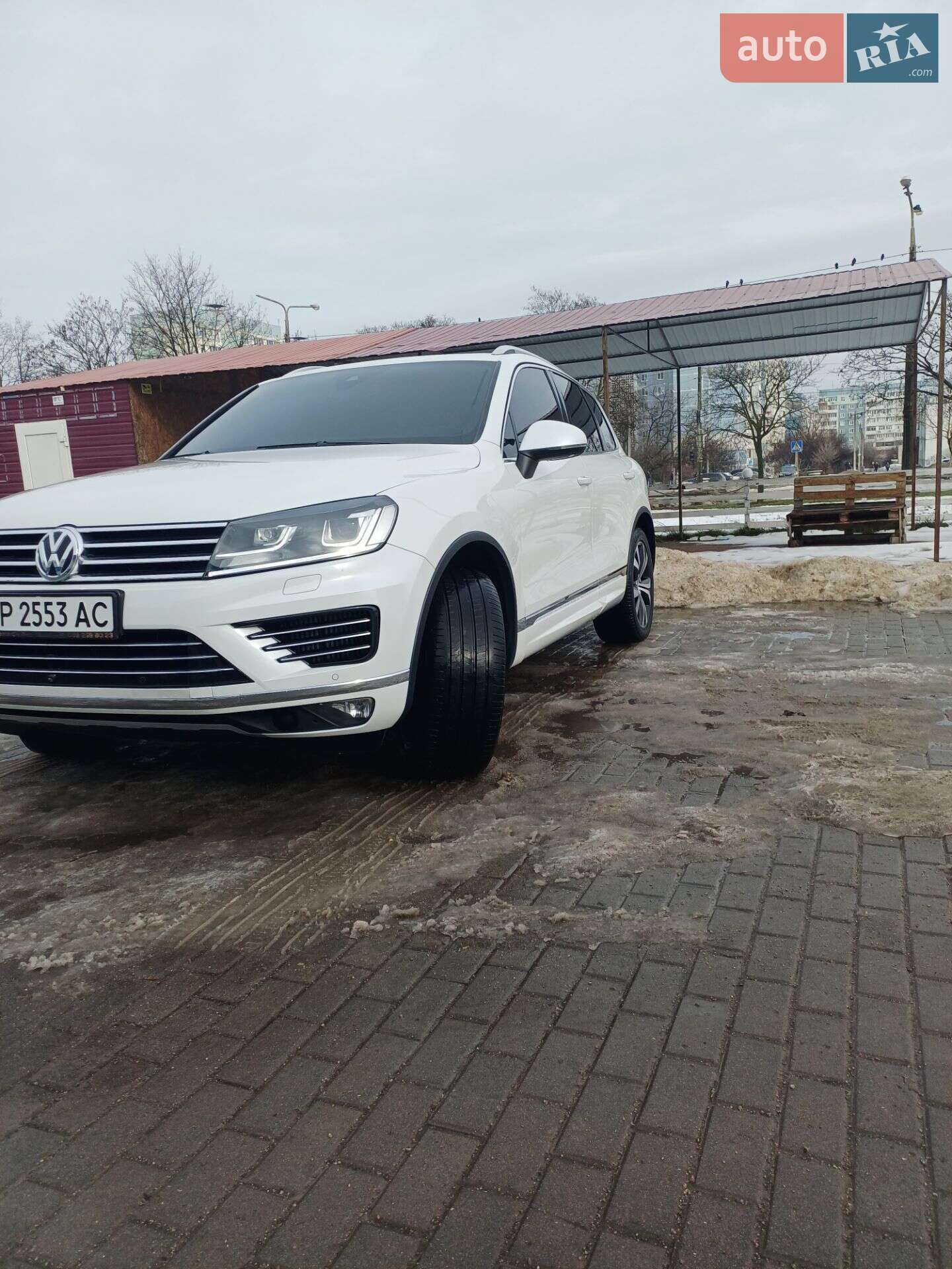 Volkswagen Touareg 2015 VIN WVGZZZ7PZFD018275 фото оголошення 4 з 40