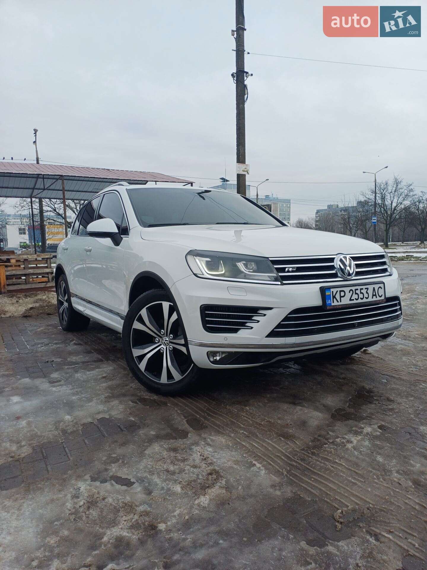 Volkswagen Touareg 2015 VIN WVGZZZ7PZFD018275 фото оголошення 8 з 40