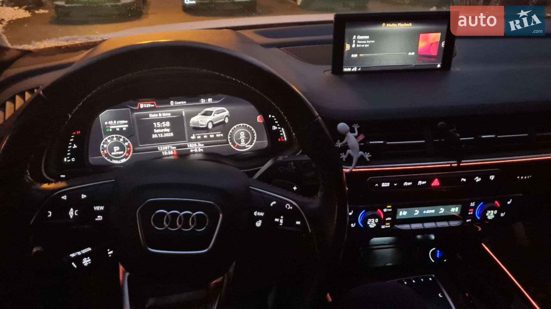 Audi Q7 2017 VIN WA1VAAF76HD057525 фото оголошення 24 з 49