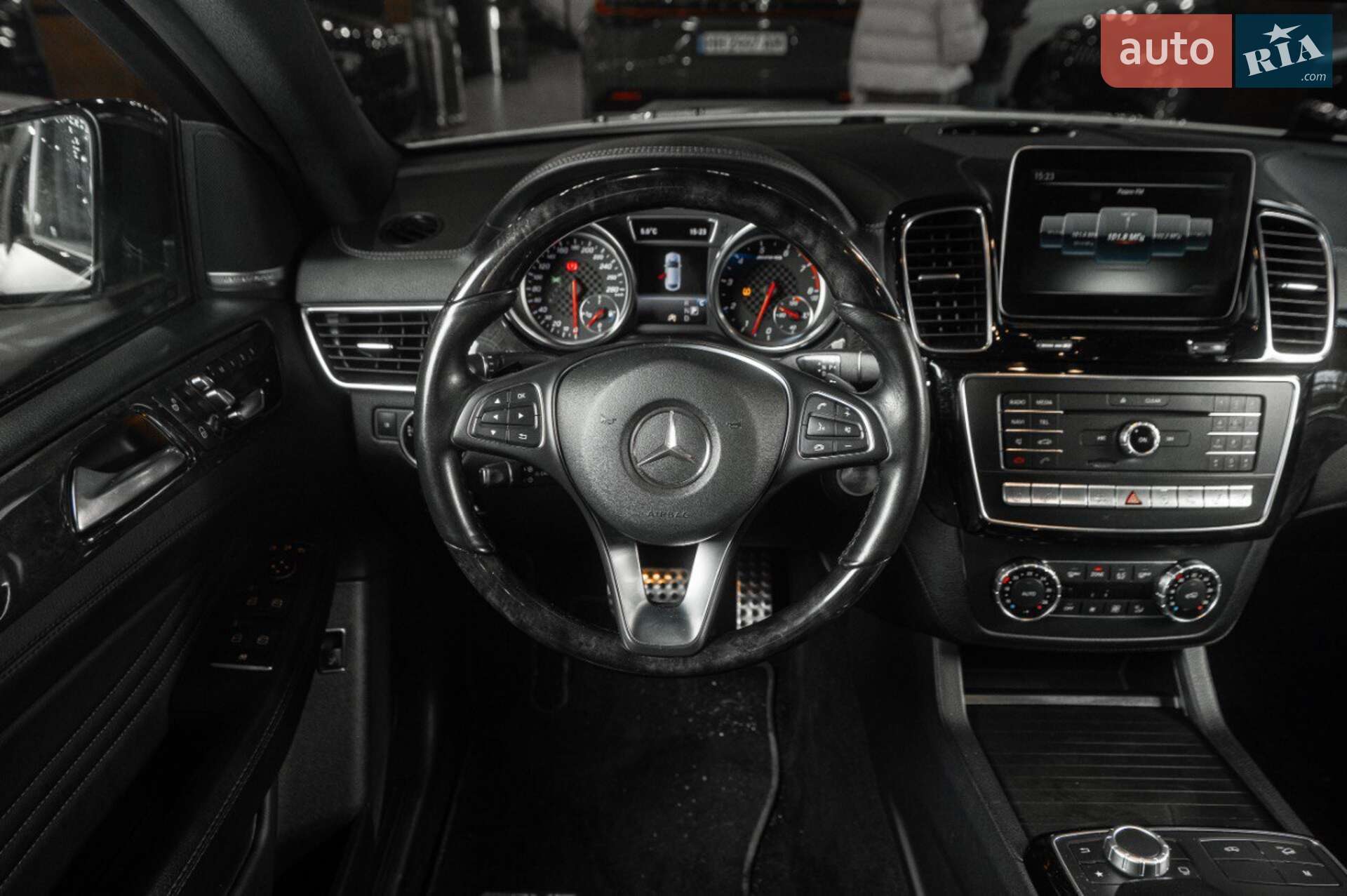 MERCEDES-BENZ GLE 43 AMG 2017 VIN WDC2923641A096177 фото оголошення 39 з 73