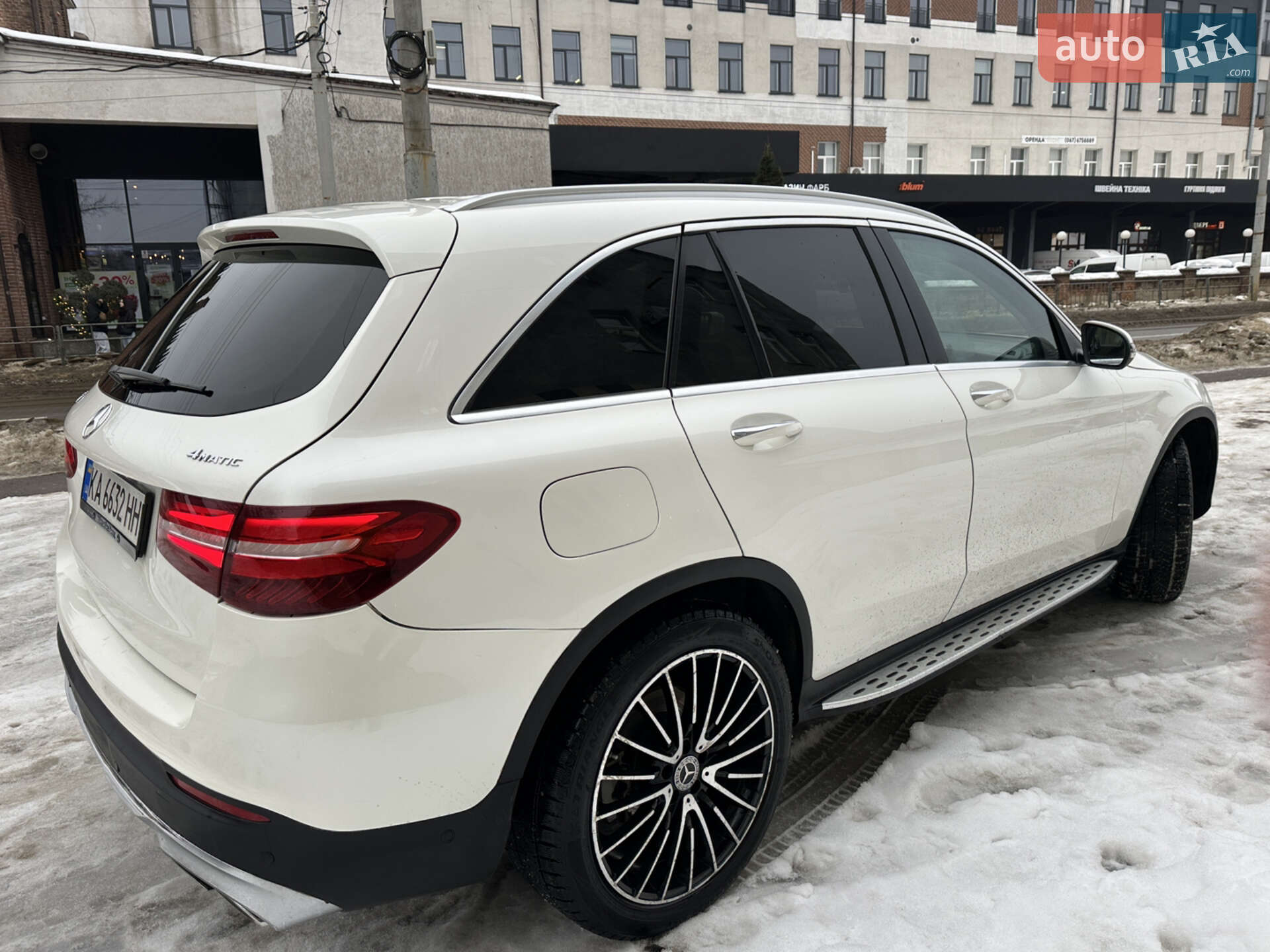 Mercedes-Benz GLC-Class 2017 VIN WDC0G4KB0JV060490 фото оголошення 4 з 22