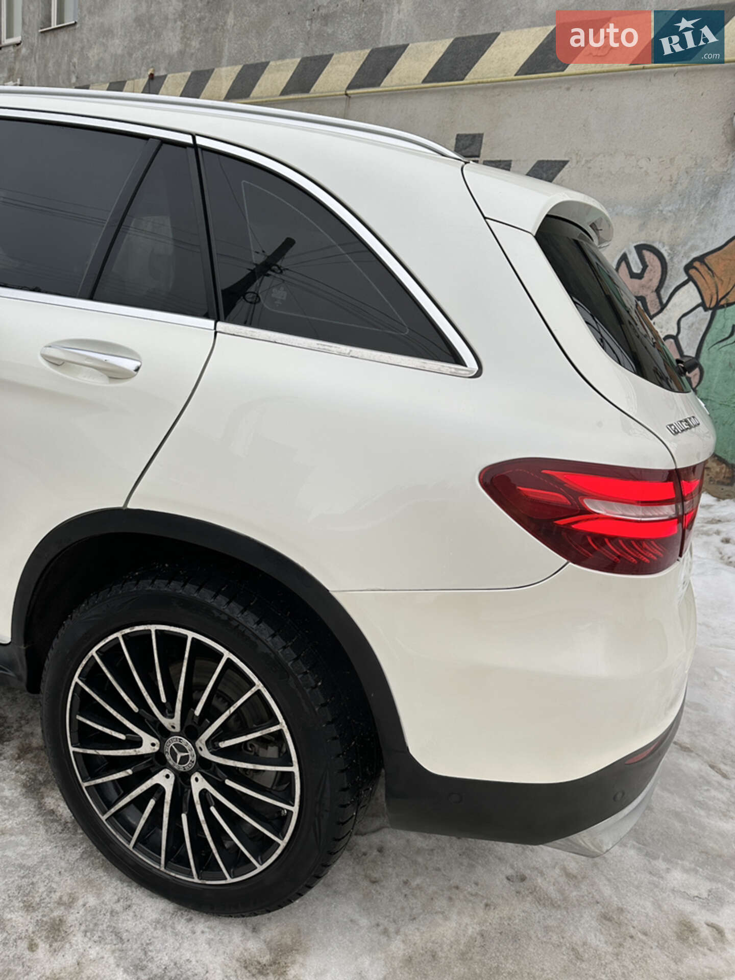 Mercedes-Benz GLC-Class 2017 VIN WDC0G4KB0JV060490 фото оголошення 6 з 22