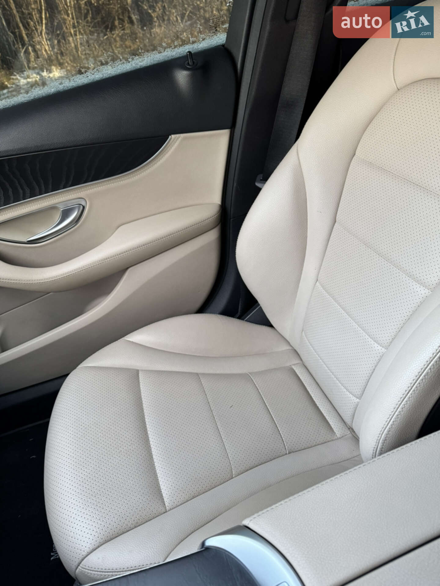 Mercedes-Benz C-Class 2015 VIN WDD2050431F302853 фото оголошення 8 з 22