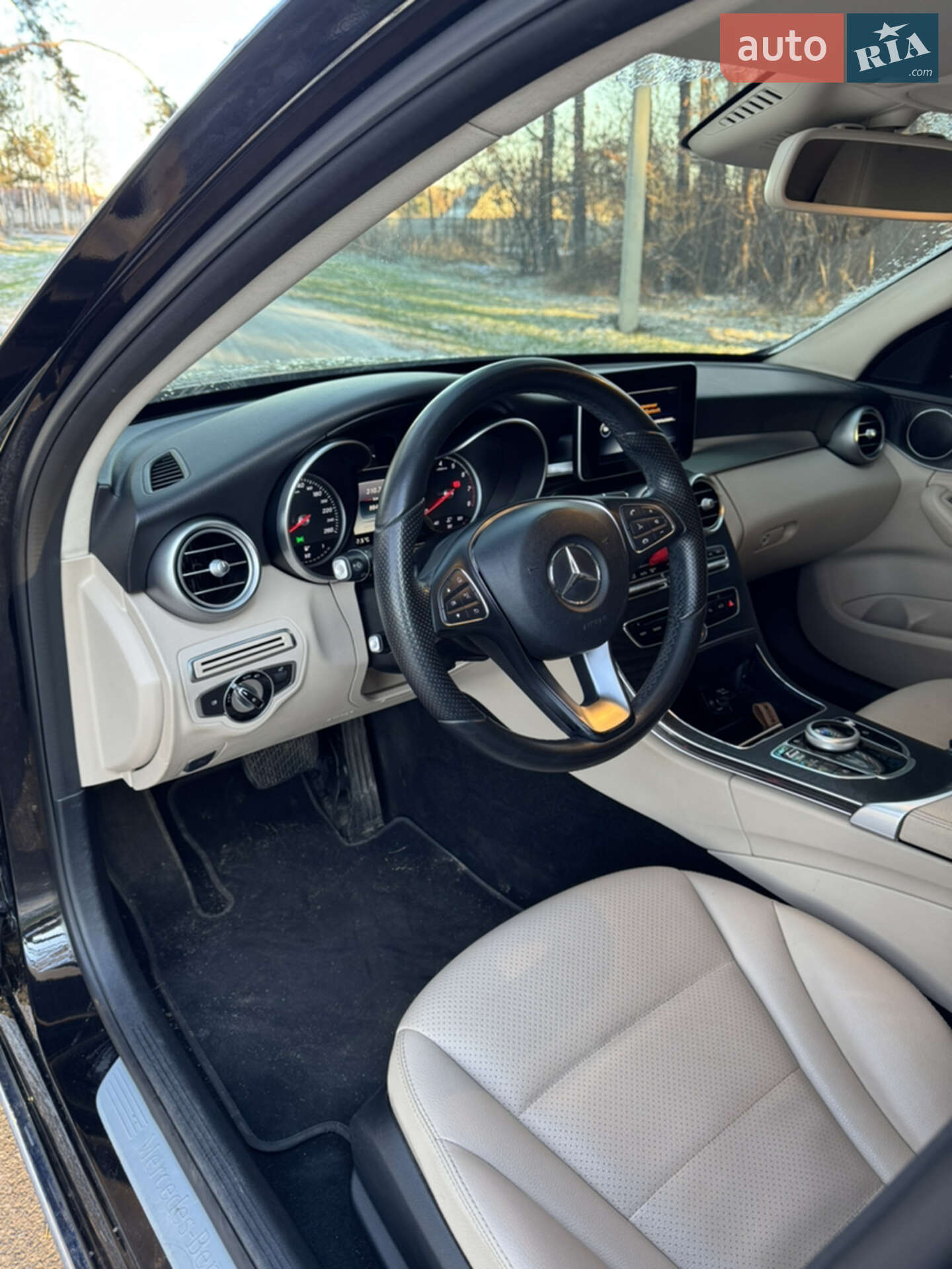 Mercedes-Benz C-Class 2015 VIN WDD2050431F302853 фото оголошення 16 з 22