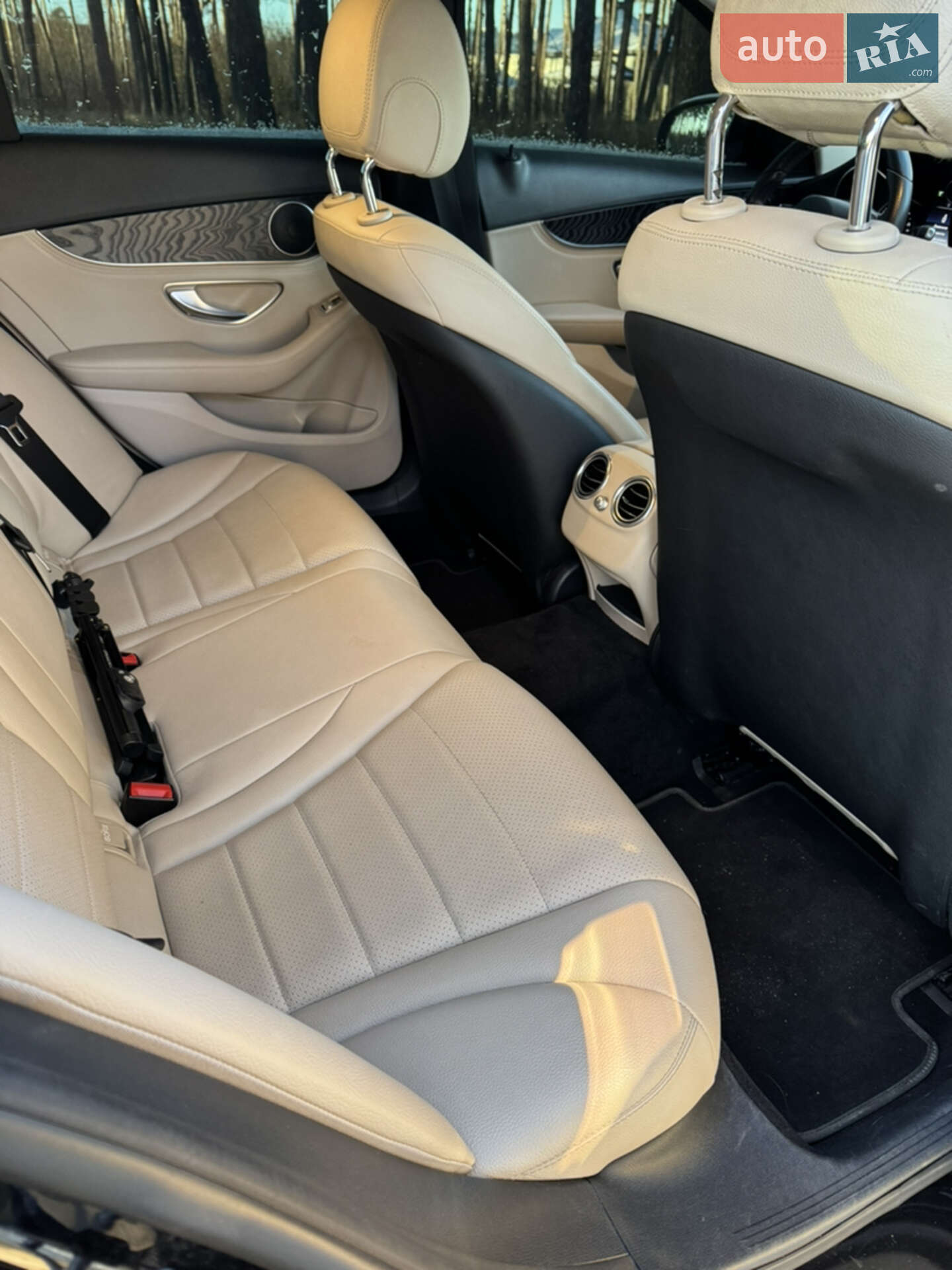 Mercedes-Benz C-Class 2015 VIN WDD2050431F302853 фото оголошення 20 з 22