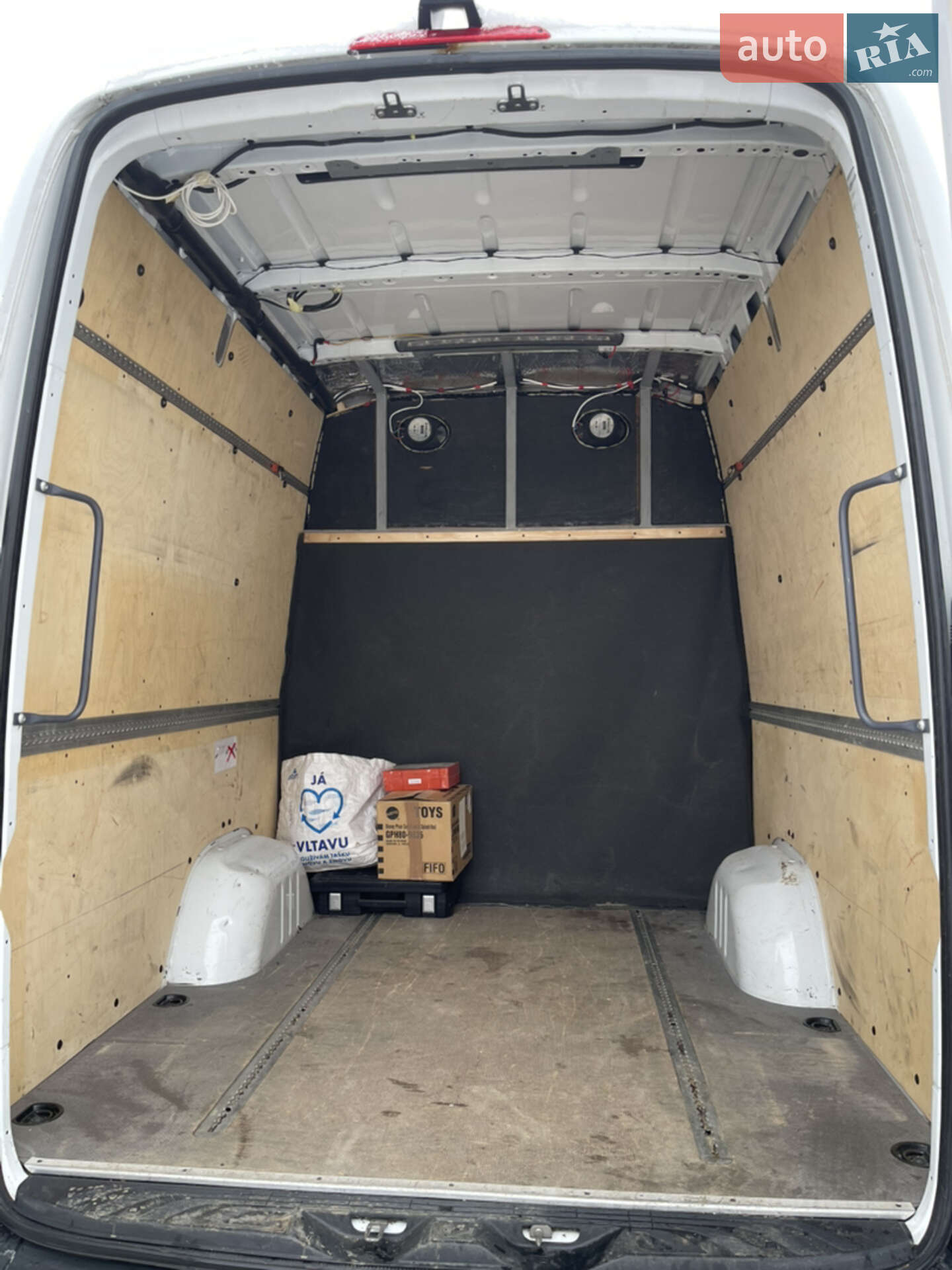 Mercedes-Benz Sprinter 2020 VIN W1V9076351P273863 фото оголошення 14 з 24