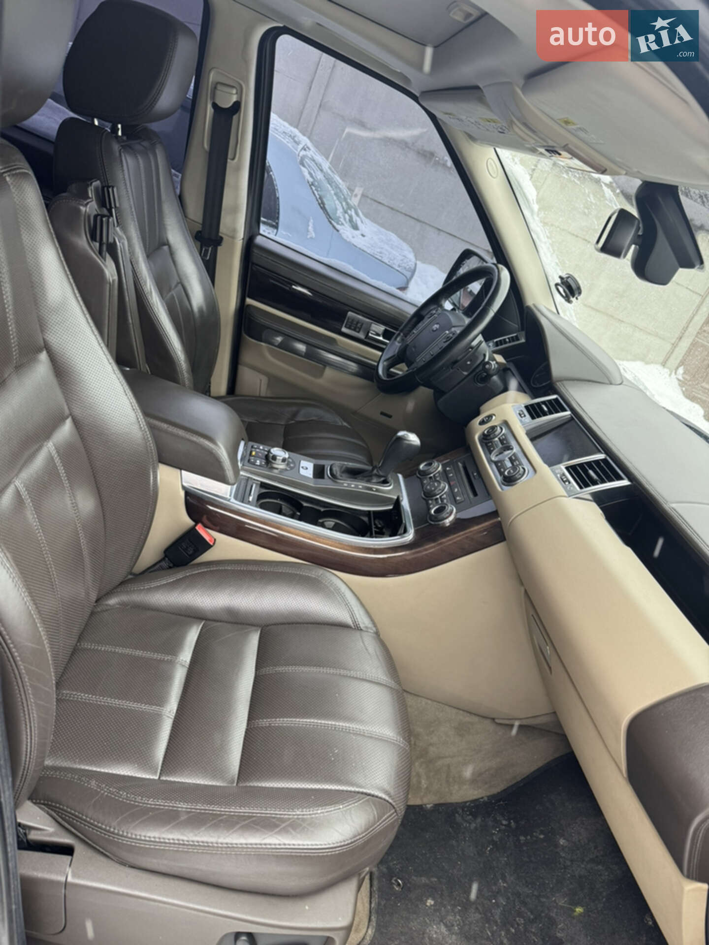 Land Rover Range Rover Sport 2010 VIN SALLSAAE4AA234918 фото оголошення 24 з 31