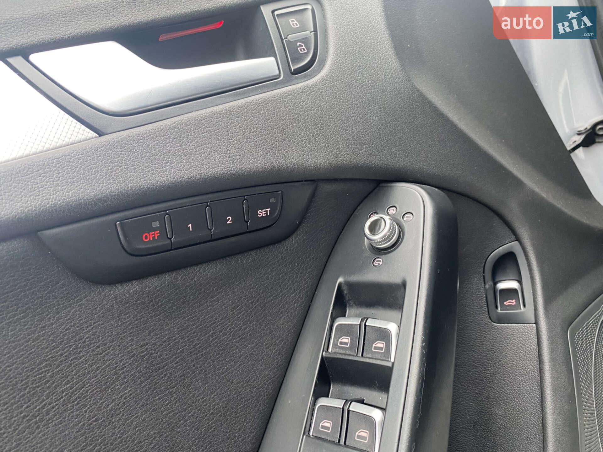 Audi A4 Allroad 2015 VIN WA1UFAFL0FA113743 фото оголошення 12 з 25