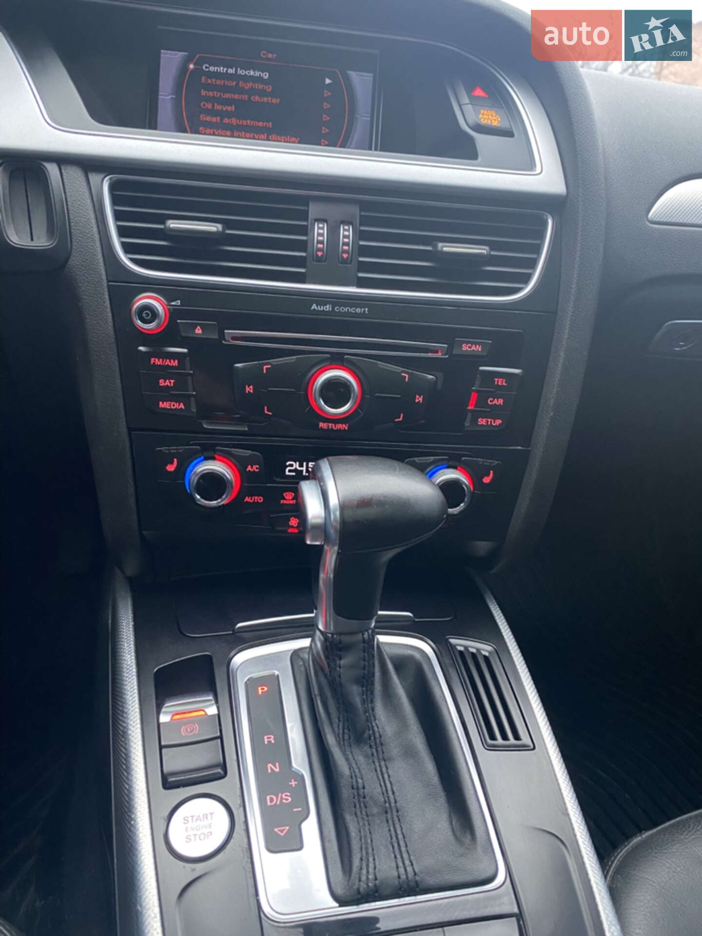 Audi A4 Allroad 2015 VIN WA1UFAFL0FA113743 фото оголошення 16 з 25