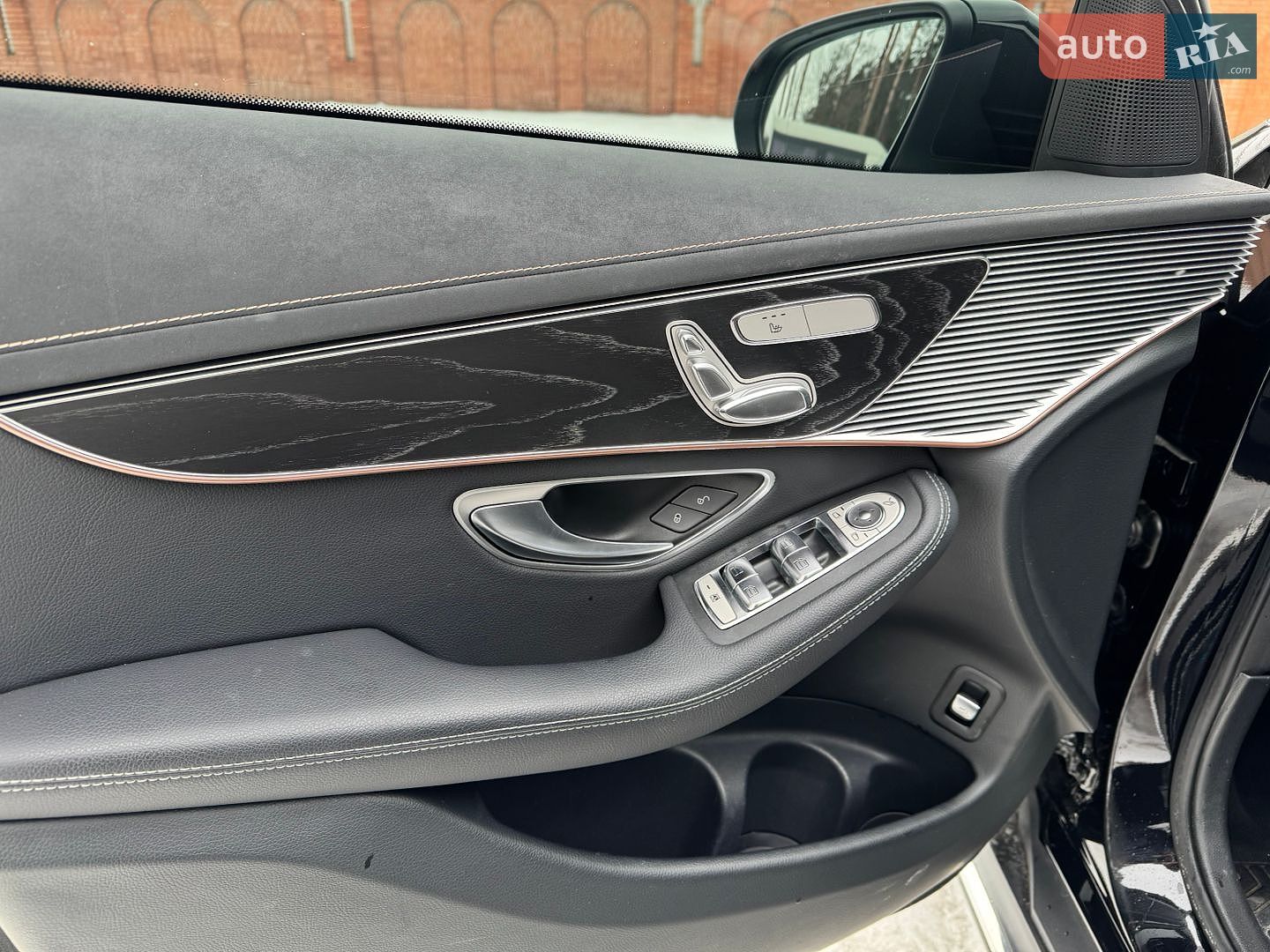 Mercedes-Benz EQC 2020 VIN LE48P9BB4ML024396 фото оголошення 33 з 36
