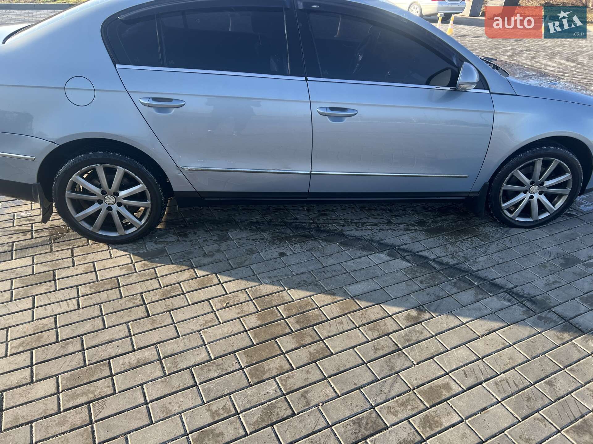 Volkswagen Passat 2010 VIN WVWZZZ3CZAP056516 фото оголошення 5 з 15