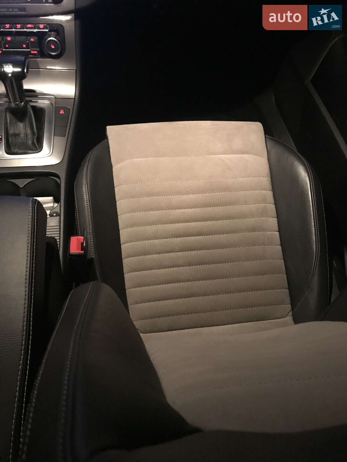 Volkswagen Passat 2010 VIN WVWZZZ3CZAP056516 фото оголошення 10 з 15