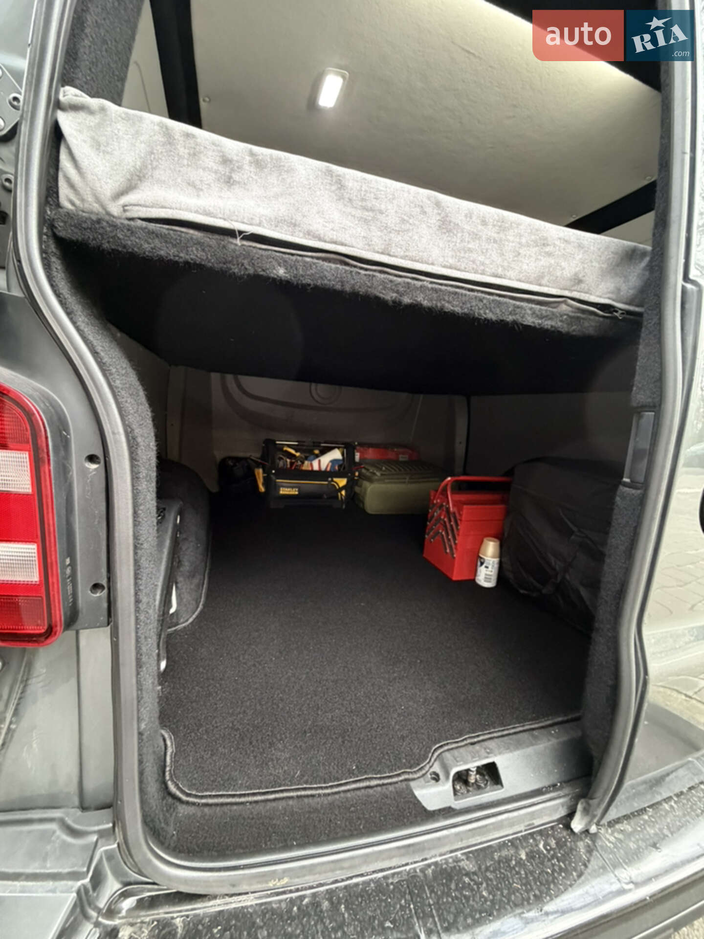 Volkswagen Transporter 2018 VIN WV1ZZZ7HZKH041376 фото оголошення 28 з 33