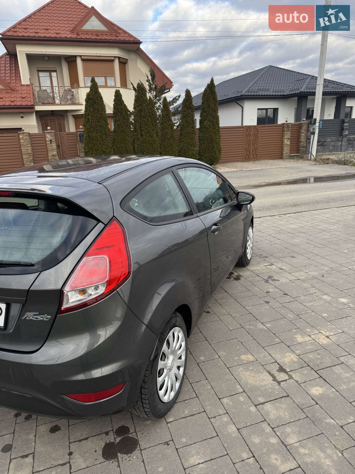 Ford Fiesta 2016 VIN WF0CXXGAKCGS33482 фото оголошення 4 з 13