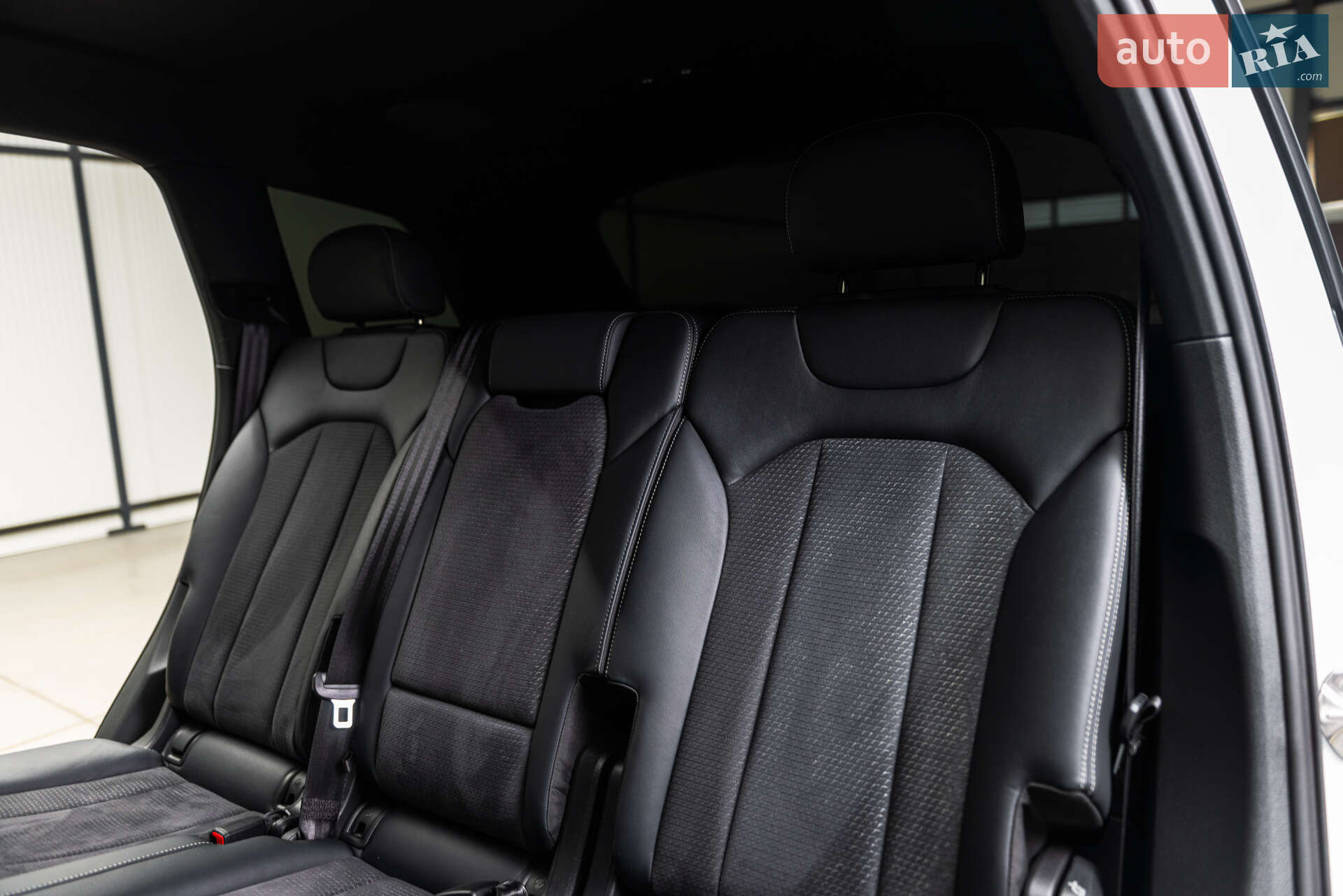Audi Q7 2022 VIN WAUZZZ4M0PD008503 фото оголошення 27 з 37