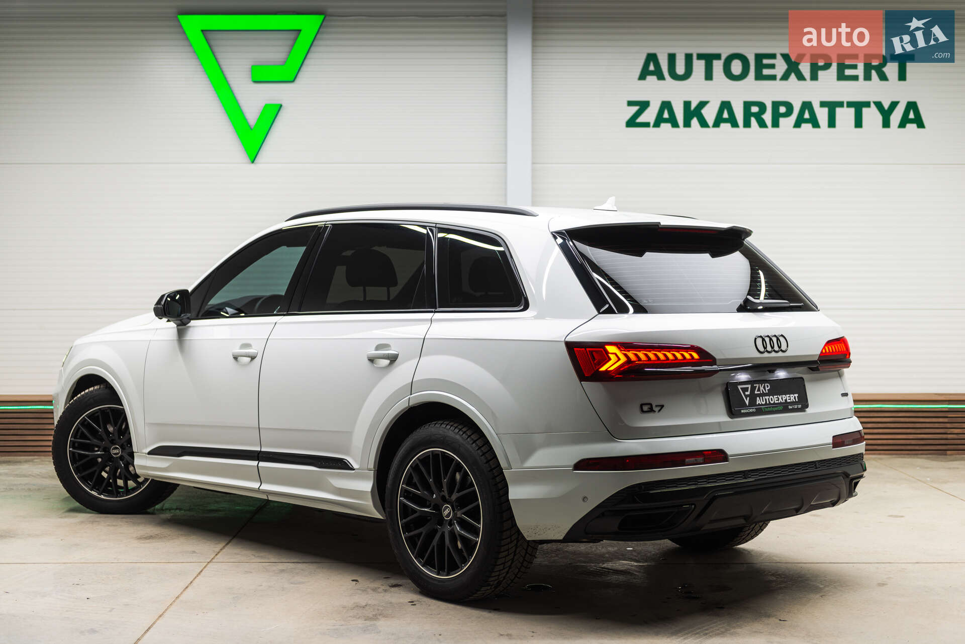 Audi Q7 2022 VIN WAUZZZ4M0PD008503 фото оголошення 15 з 37
