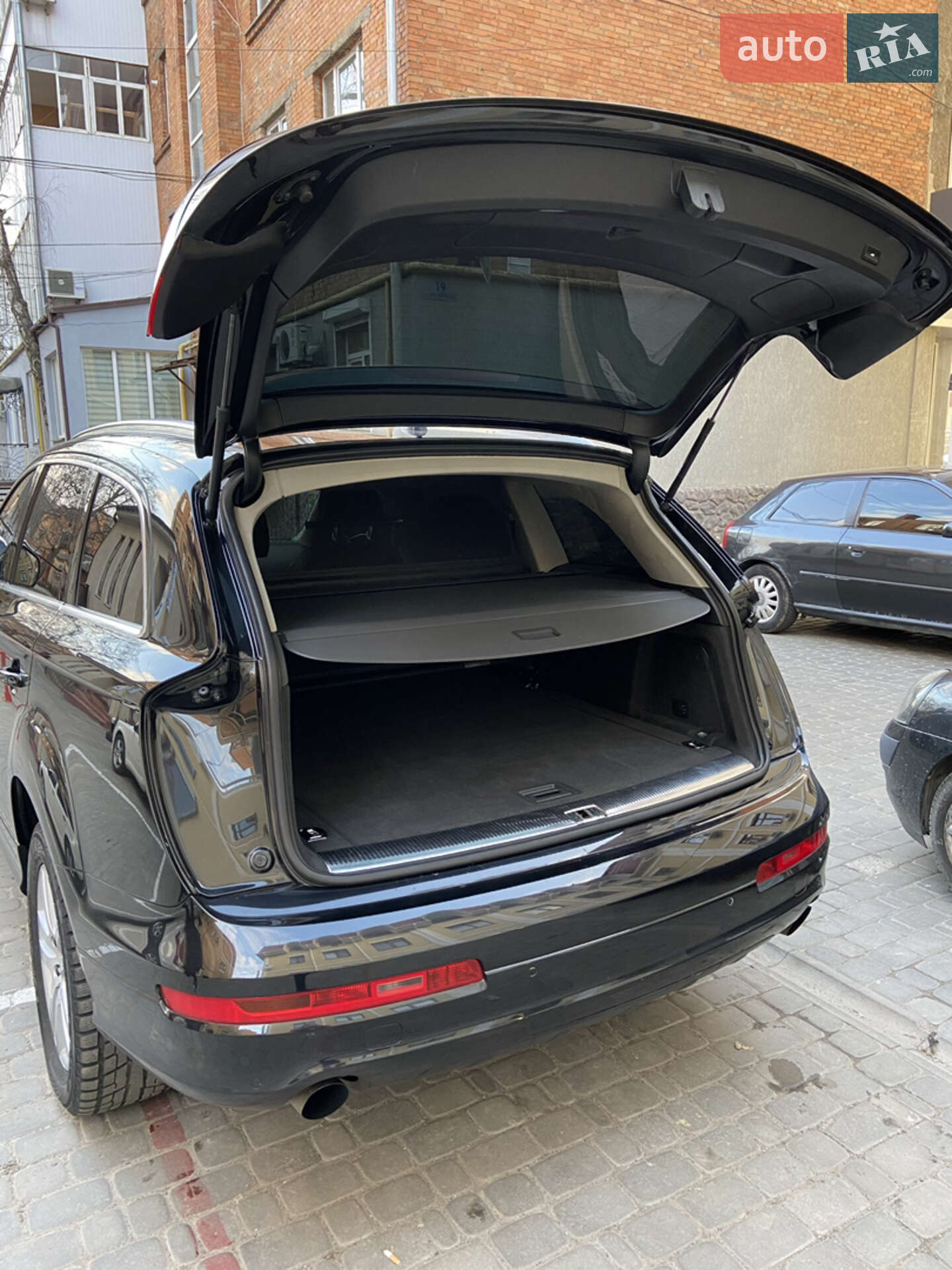Audi Q7 2007 VIN WAUZZZ4L18D018112 фото оголошення 9 з 11