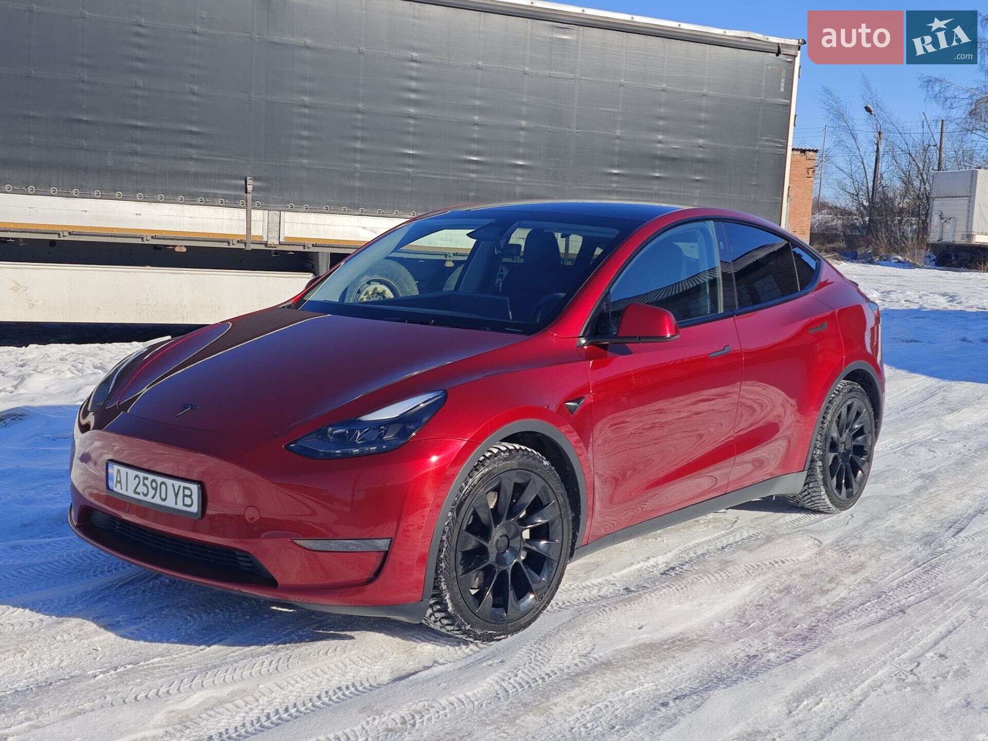 Tesla Model Y 2024 VIN 7SAYGAEEXRF056411 фото оголошення 13 з 74