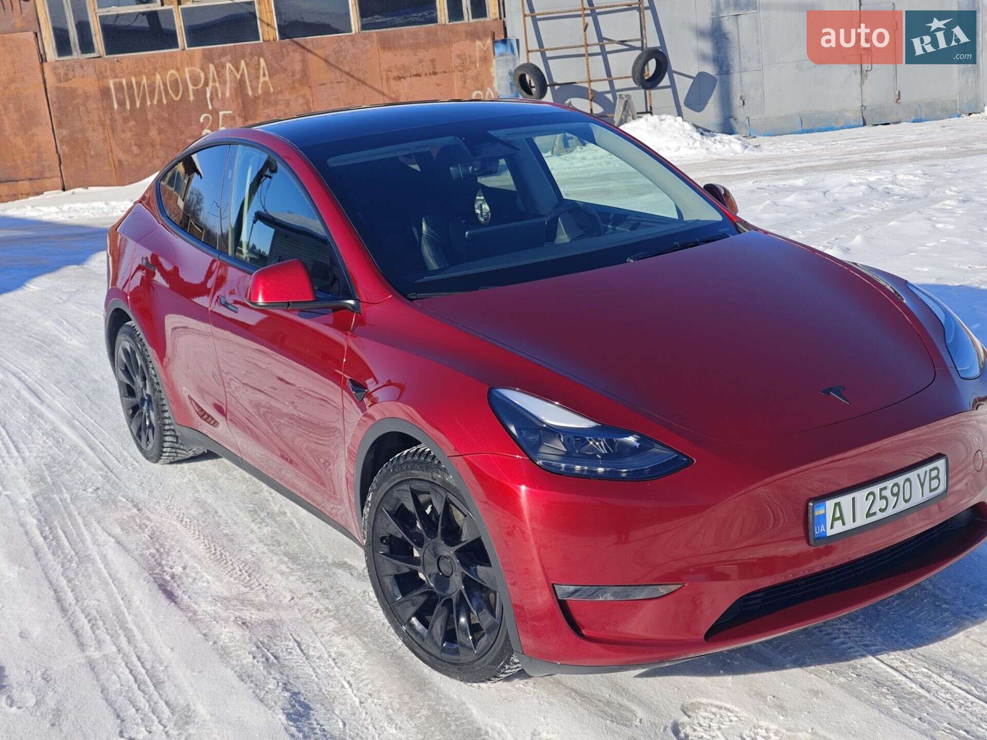 Tesla Model Y 2024 VIN 7SAYGAEEXRF056411 фото оголошення 16 з 74